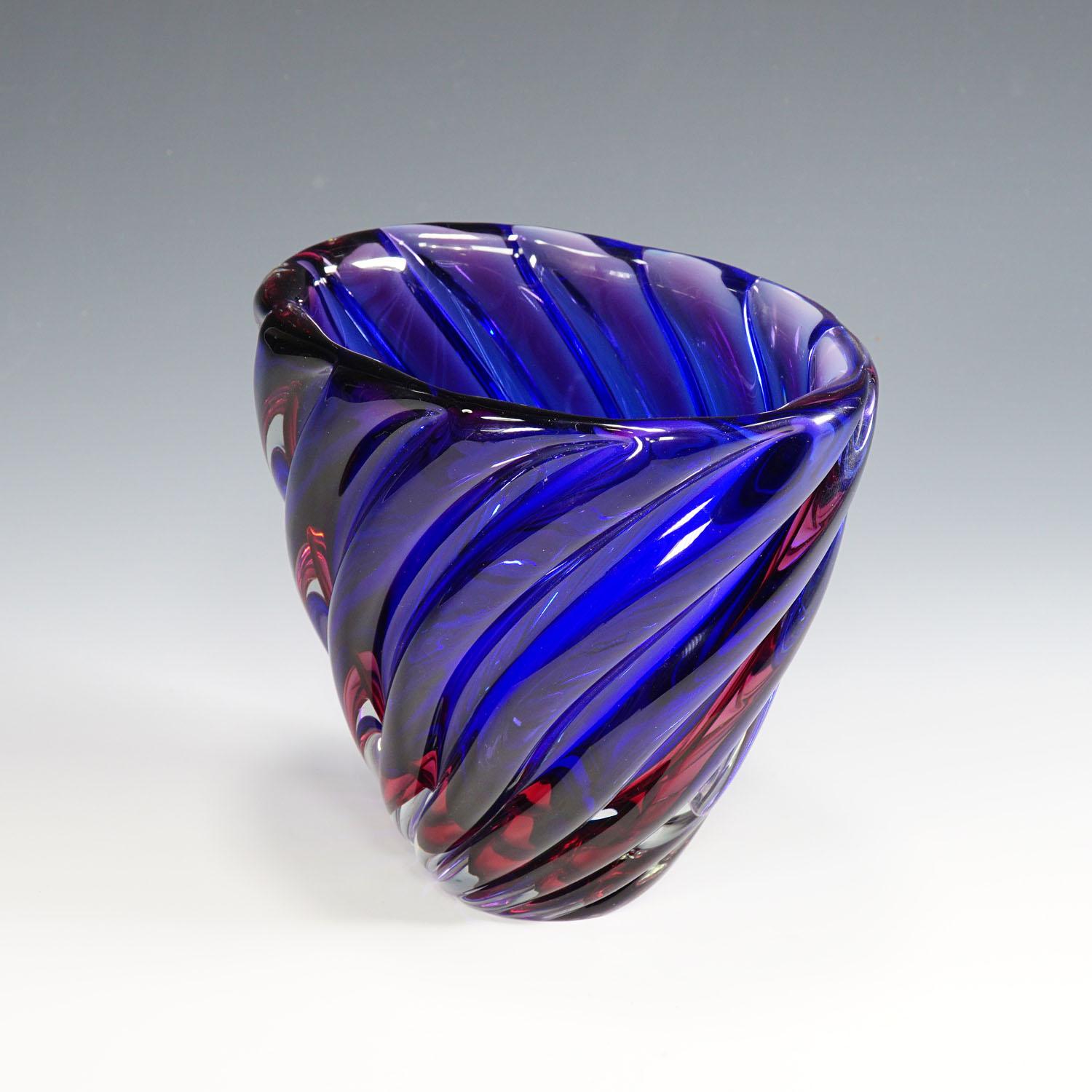 Archimede Seguso Murano ribbed Sommerso Vase, 1950s In Good Condition For Sale In Berghuelen, DE