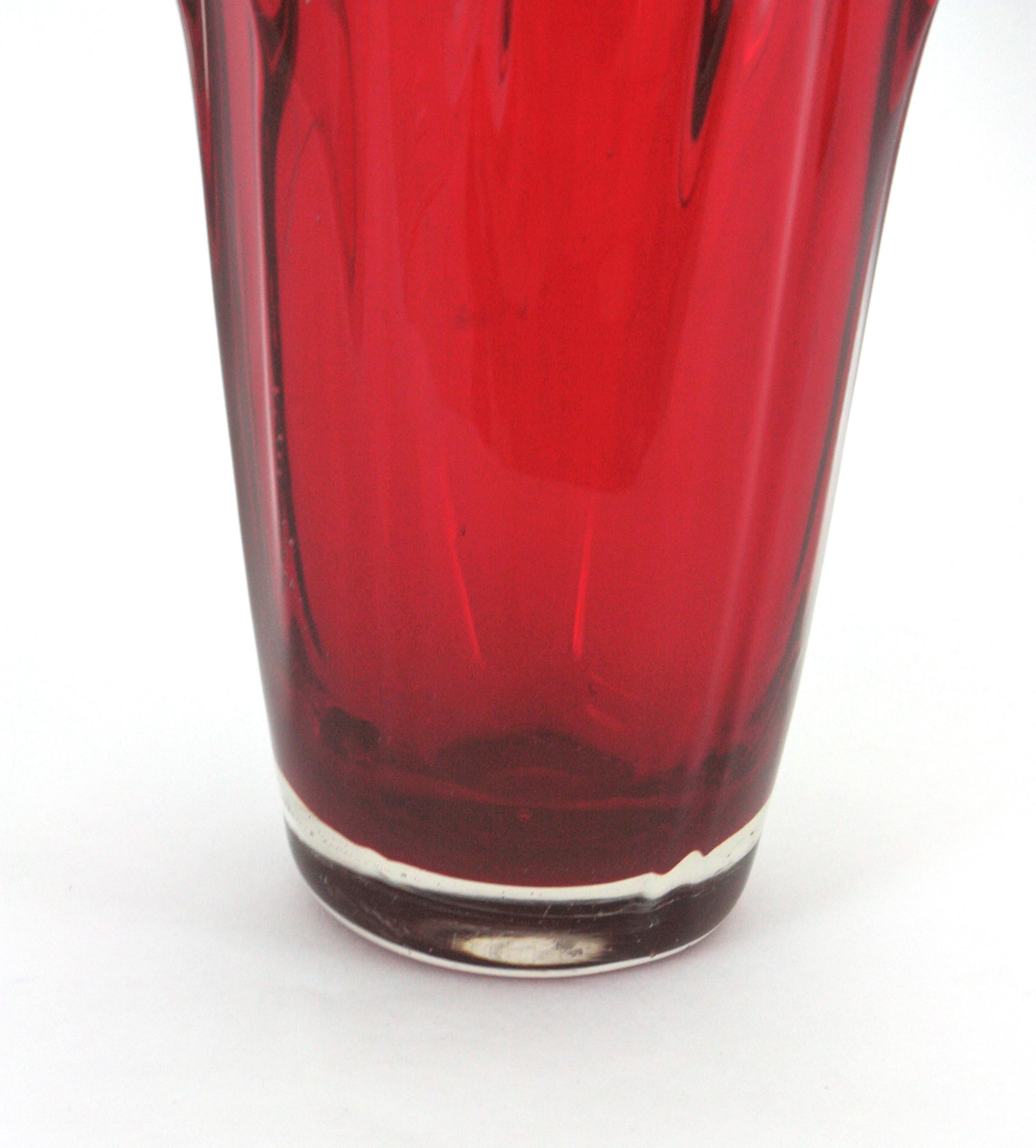 Archimede Seguso Murano Ruby Red Sommerso Glass Vase For Sale 4
