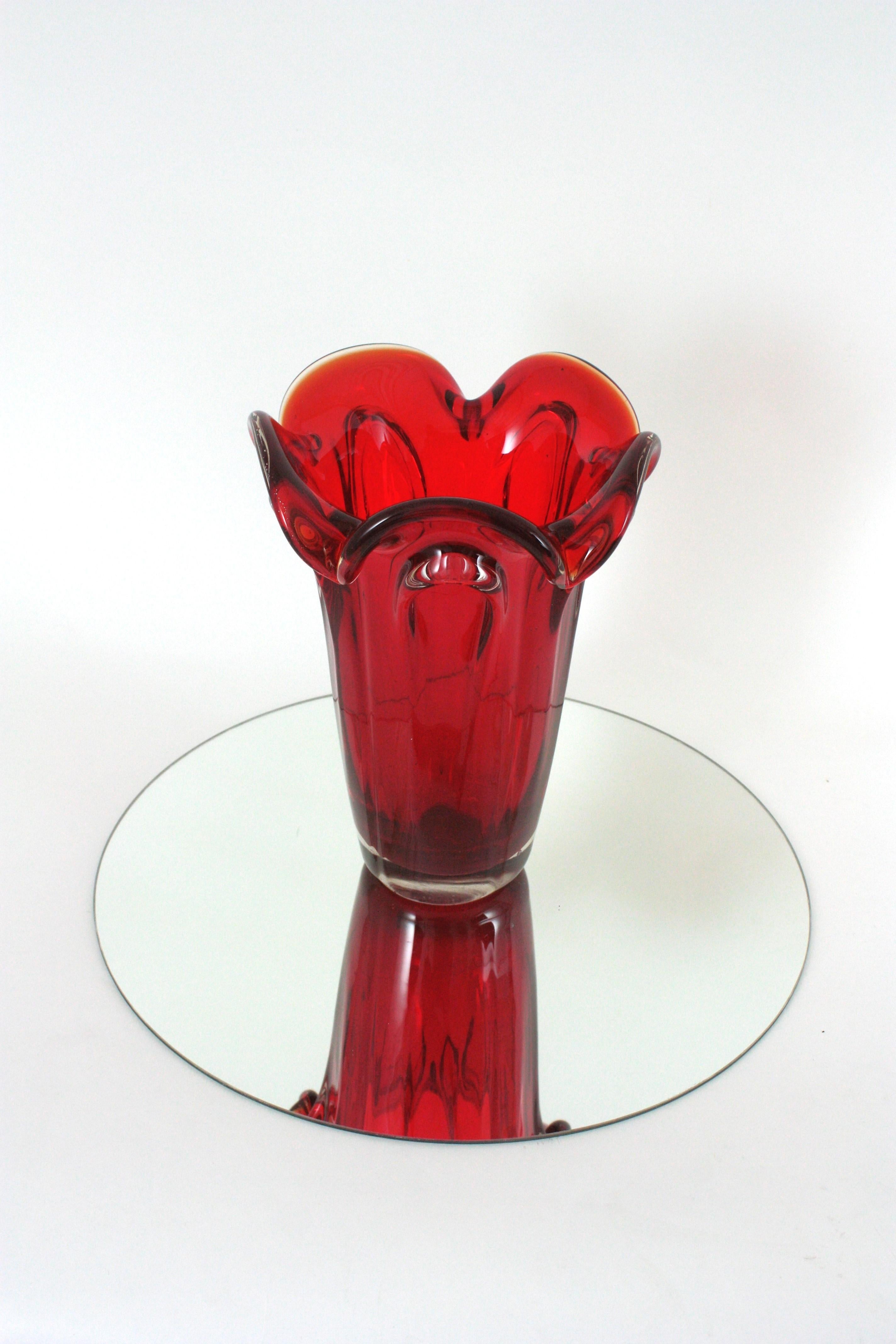Archimede Seguso Murano Ruby Red Sommerso Glass Vase For Sale 9
