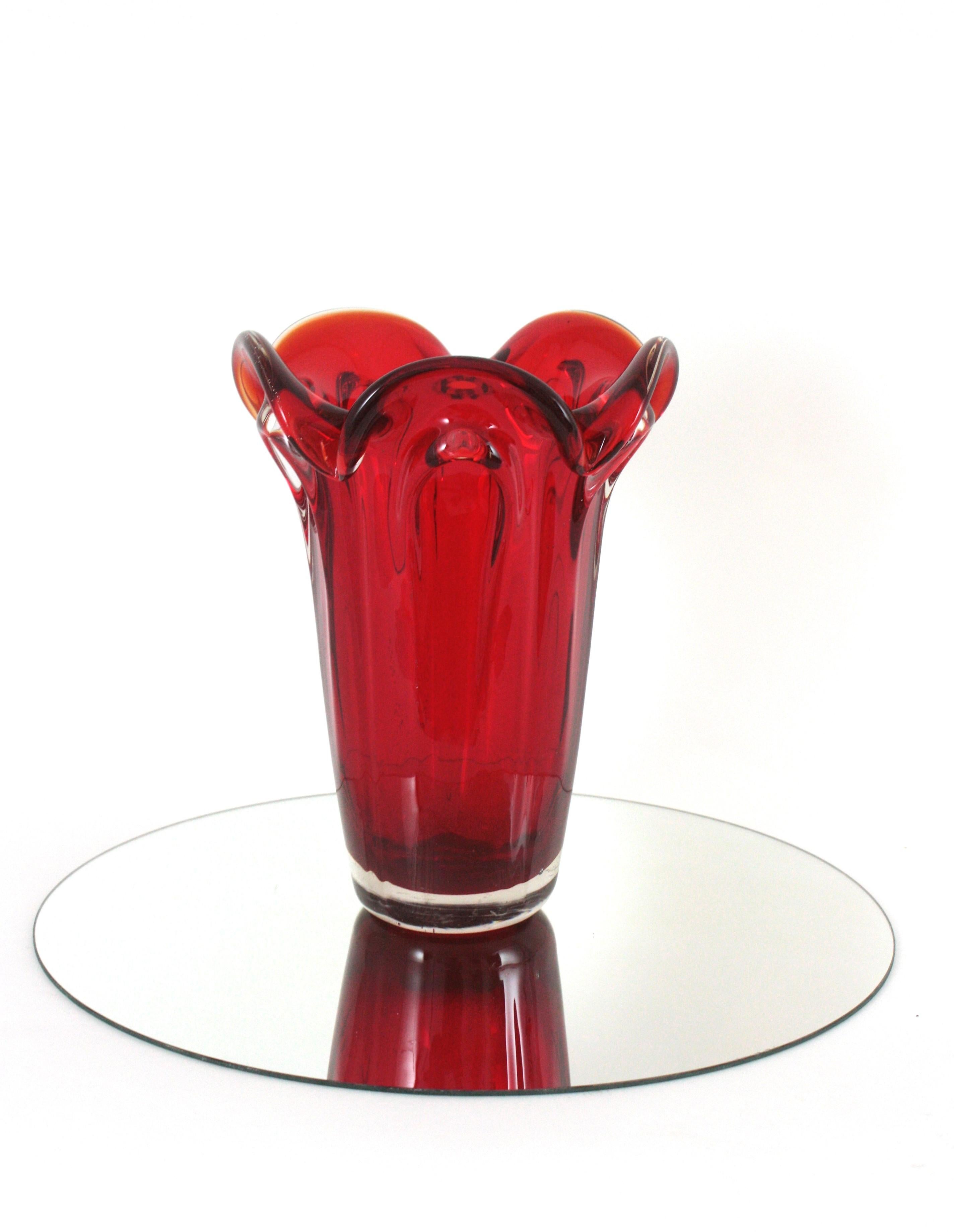Archimede Seguso Murano Ruby Red Sommerso Glass Vase For Sale 11