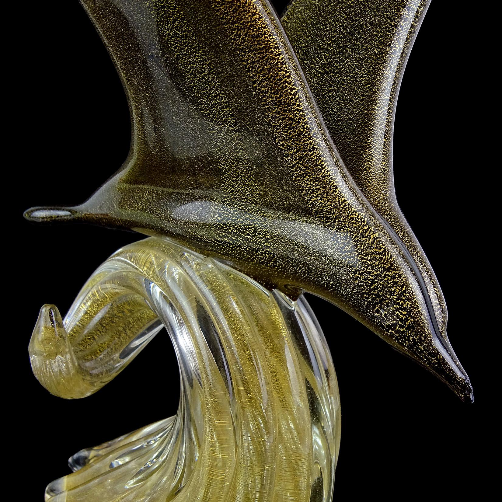 Archimede Seguso Murano Signed Black Gold Italian Art Glass Seagull Sculpture In Good Condition In Kissimmee, FL