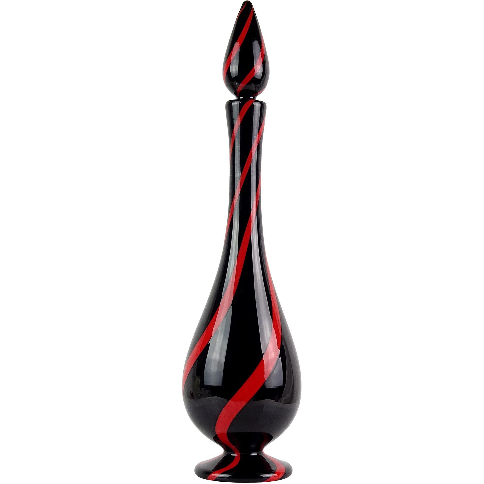 Archimede Seguso Murano Signed Black Red Italian Art Glass Bottle Decanter In Good Condition In Kissimmee, FL