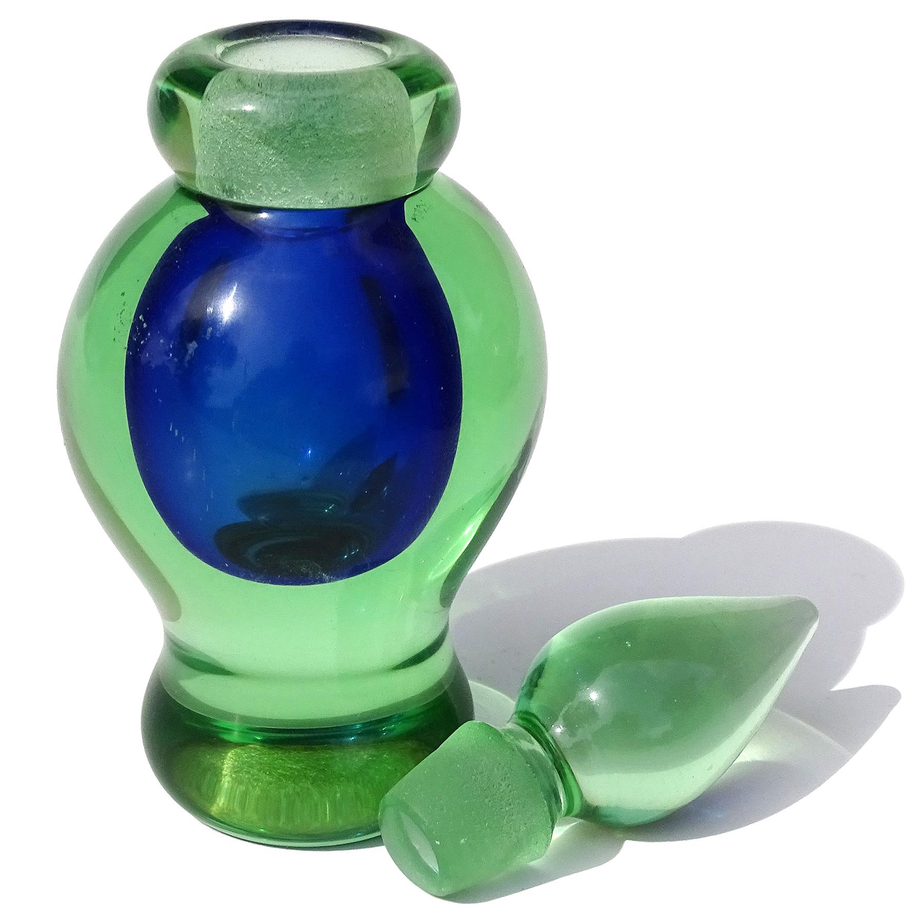 Mid-Century Modern Archimede Seguso Murano Sommerso Blue Green Italian Art Glass Perfume Bottle For Sale