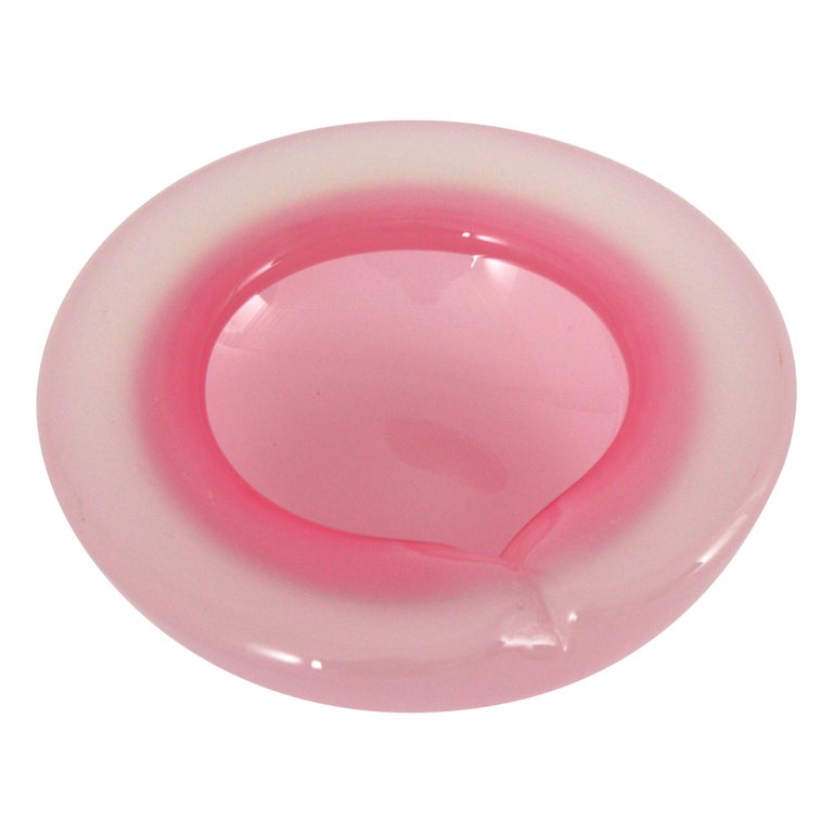 Archimede Seguso Murano Sommerso Opal Pink Alabastro Glass Bowl, Italy 1950s