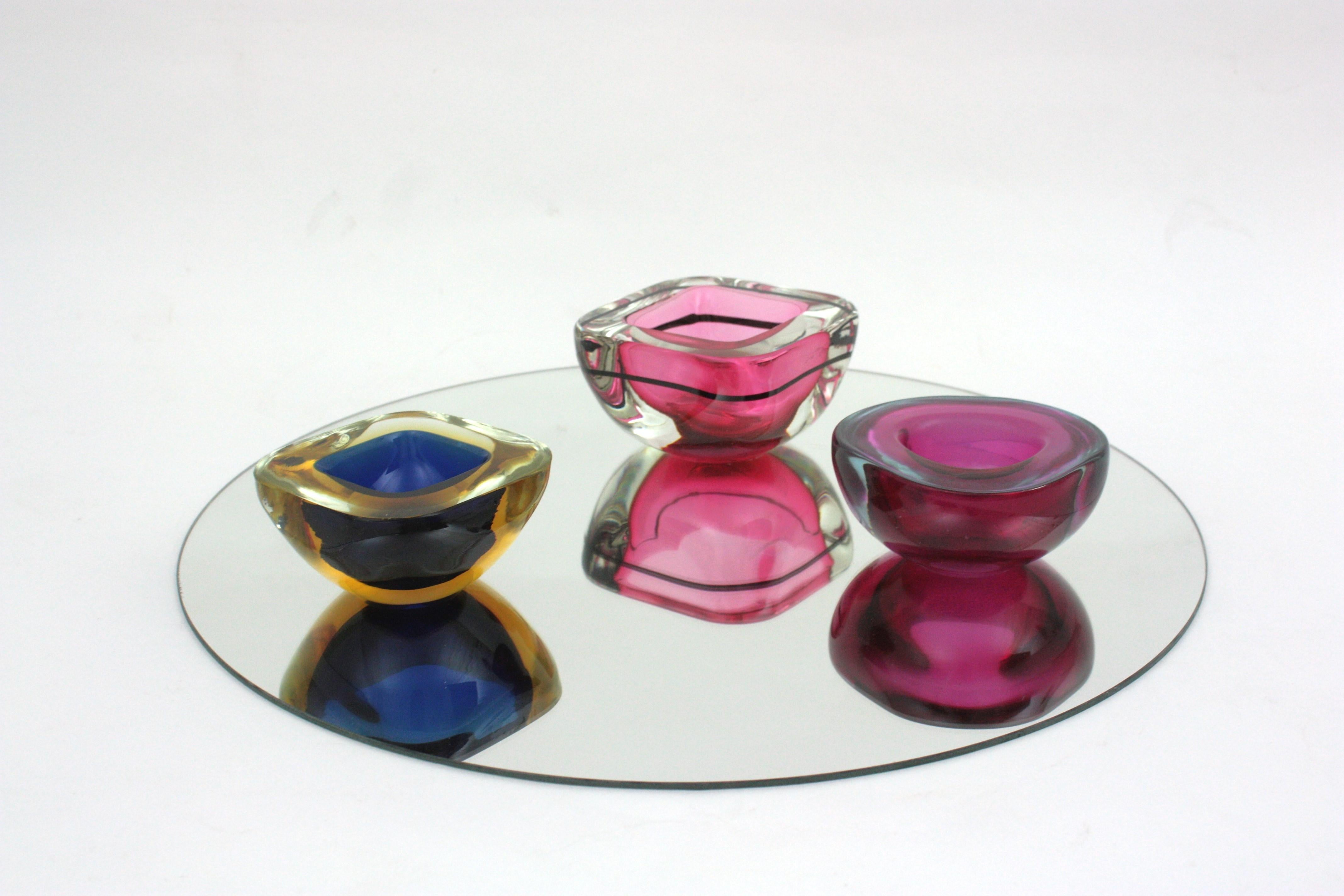 Archimede Seguso Cuenco de cristal artístico Murano Sommerso Rosa Negro Geoda siglo XX en venta