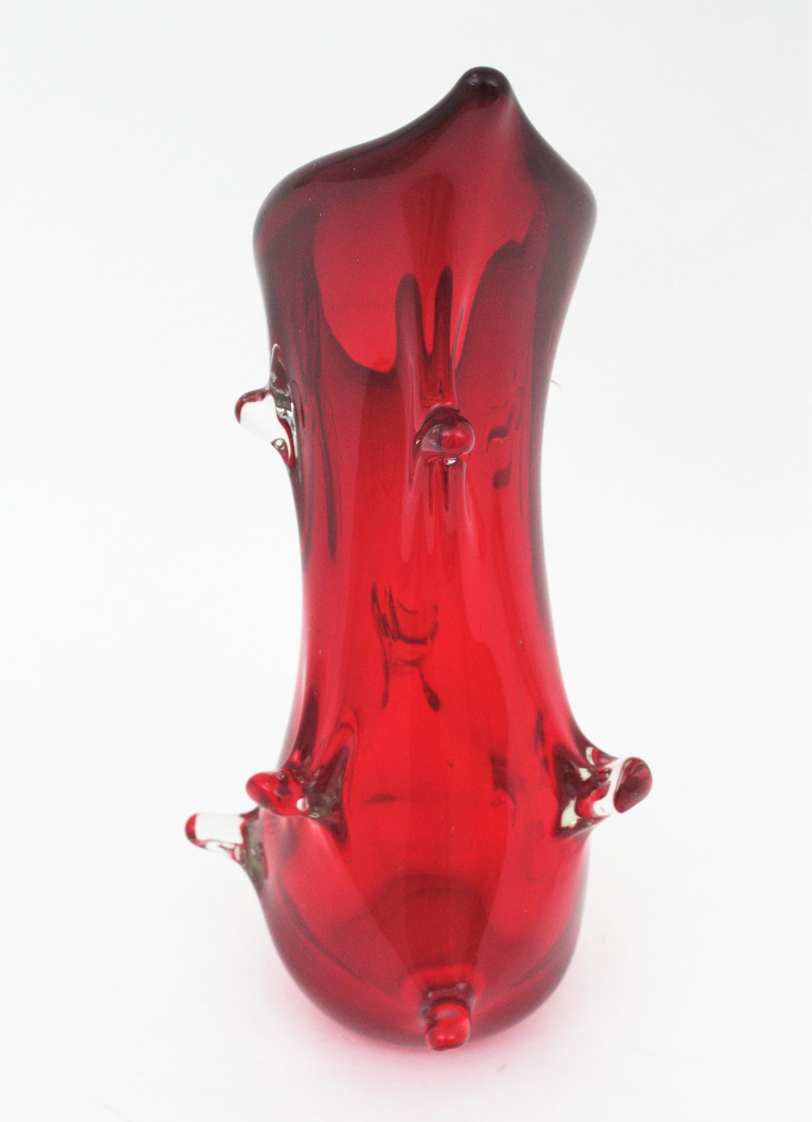 Archimede Seguso Murano Sommerso Red Iridiscent Art Glass Vase, 1960s For Sale 5