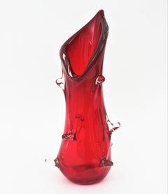 Archimede Seguso Murano Sommerso Red Iridiscent Art Glass Vase, 1960s