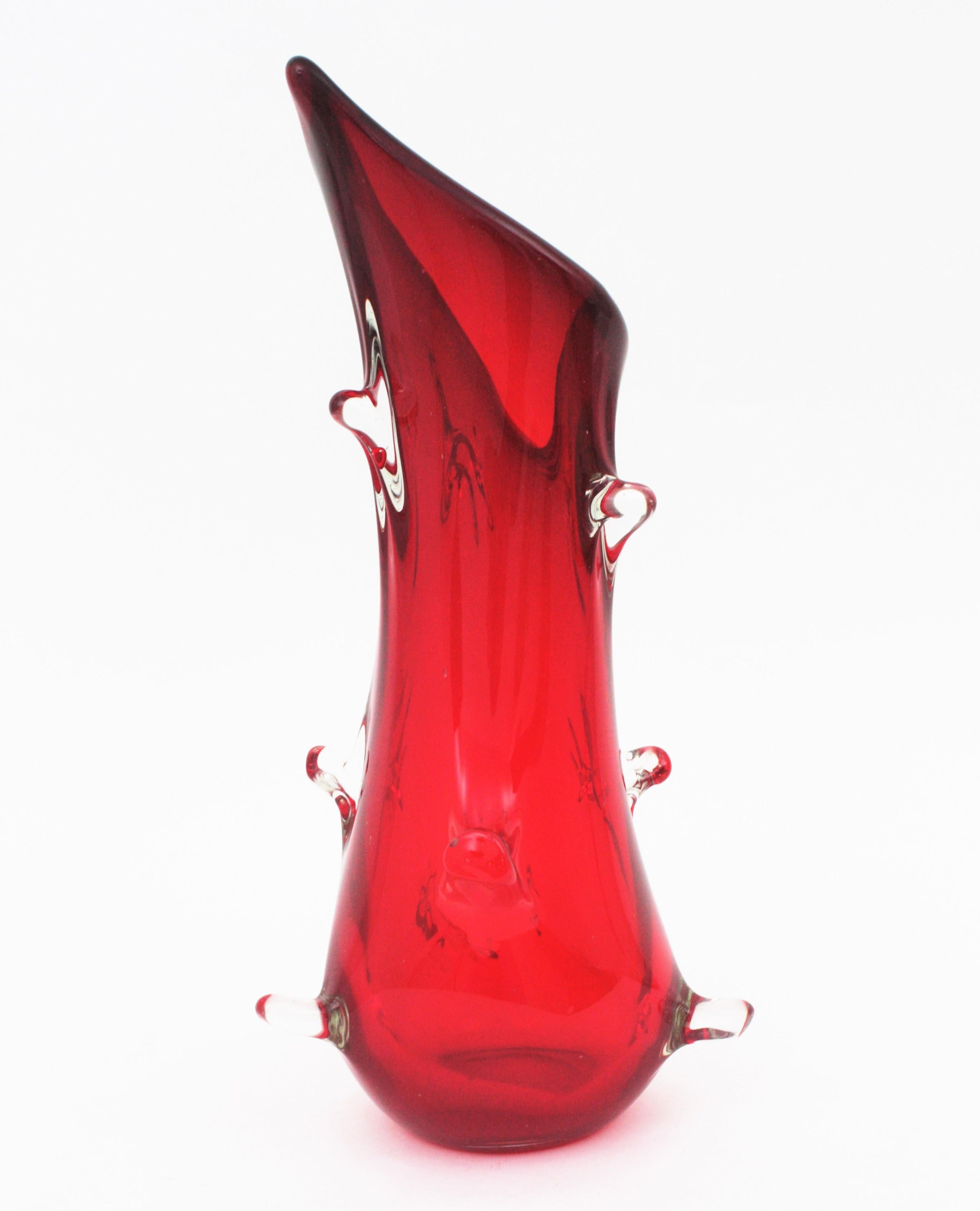Italian Archimede Seguso Murano Sommerso Red Iridiscent Art Glass Vase, 1960s For Sale