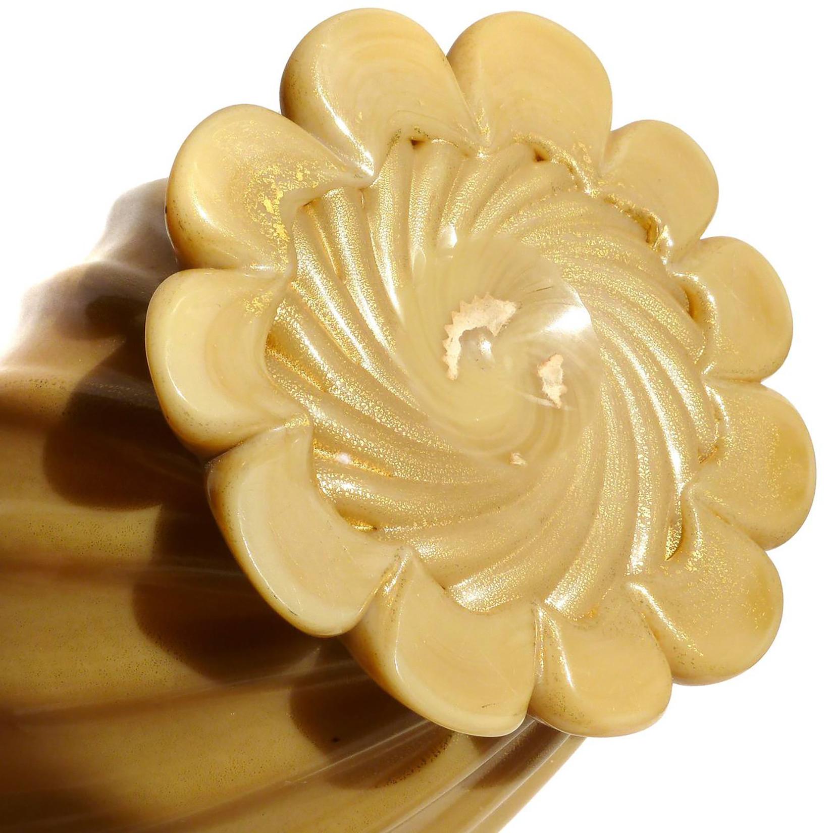 20th Century Archimede Seguso Murano Yellow Gold Flecks Italian Art Glass Flower Basket Vase