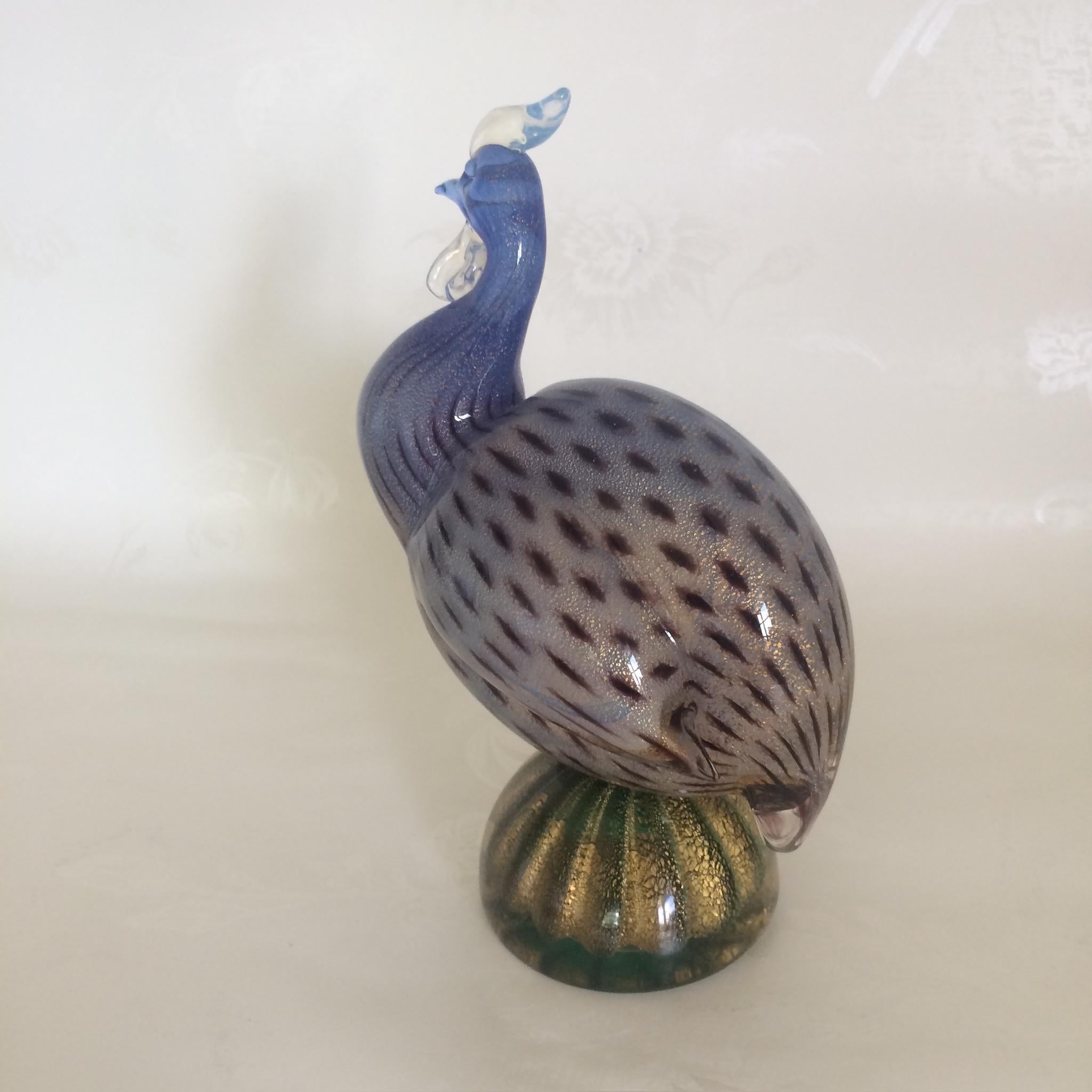 Mid-Century moderno Archimede Seguso Coppia di galline d'India a puntini in vetro di Murano opalescente, maschio e femmina in vendita
