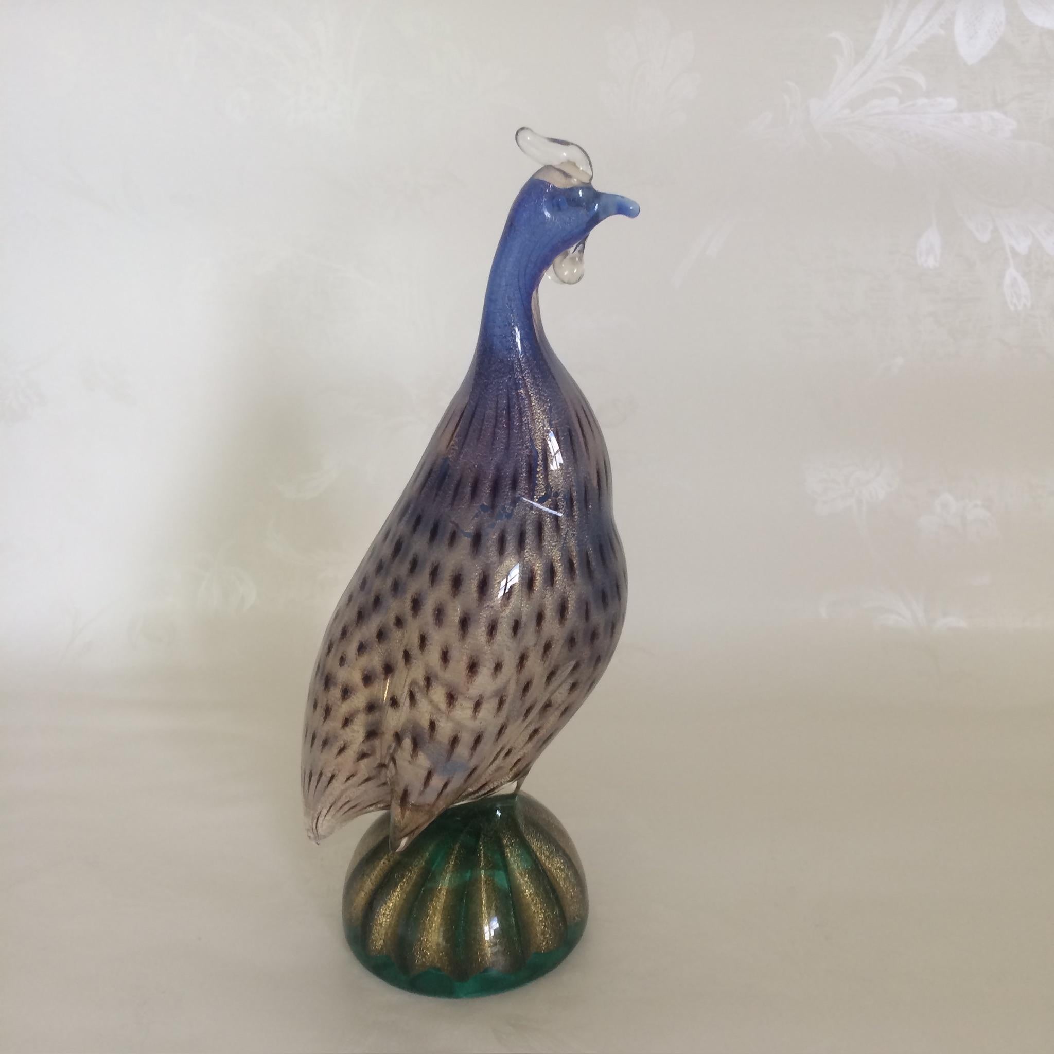 Fatto a mano Archimede Seguso Coppia di galline d'India a puntini in vetro di Murano opalescente, maschio e femmina in vendita
