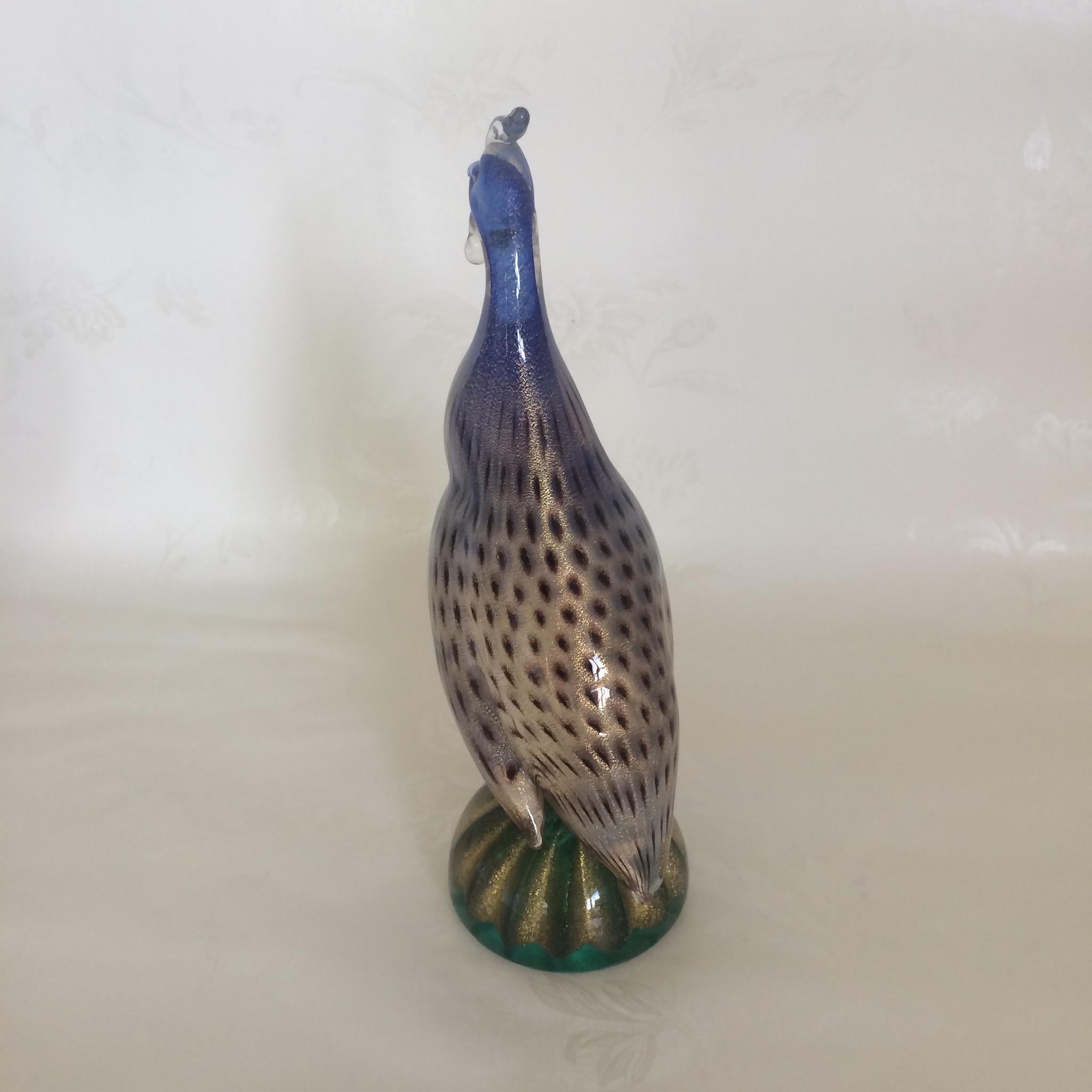 Metà XX secolo Archimede Seguso Coppia di galline d'India a puntini in vetro di Murano opalescente, maschio e femmina in vendita