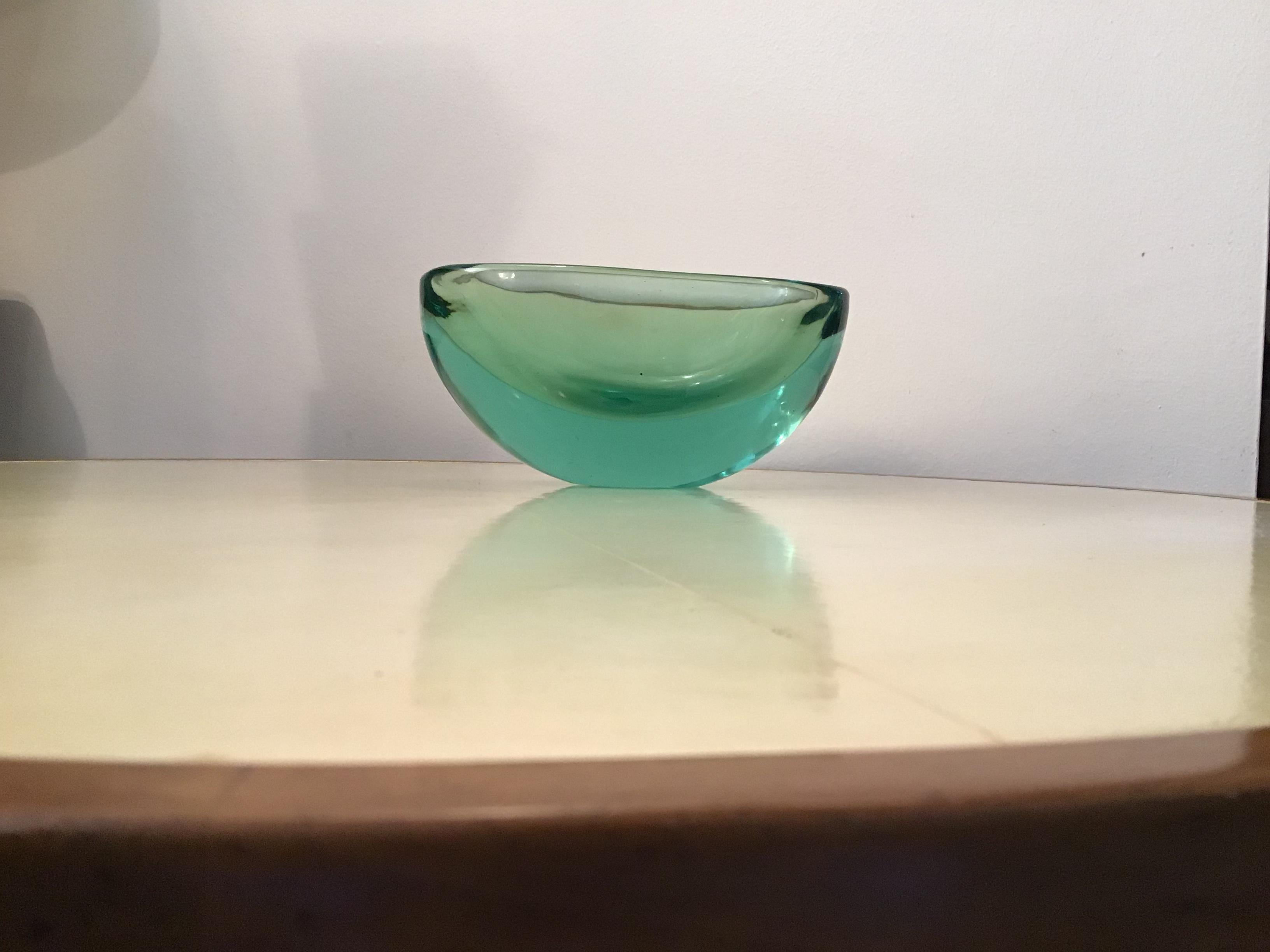 Archimede Seguso Oval Bowl, Green Submerged Glass Centrepiece, 1950 For Sale 7
