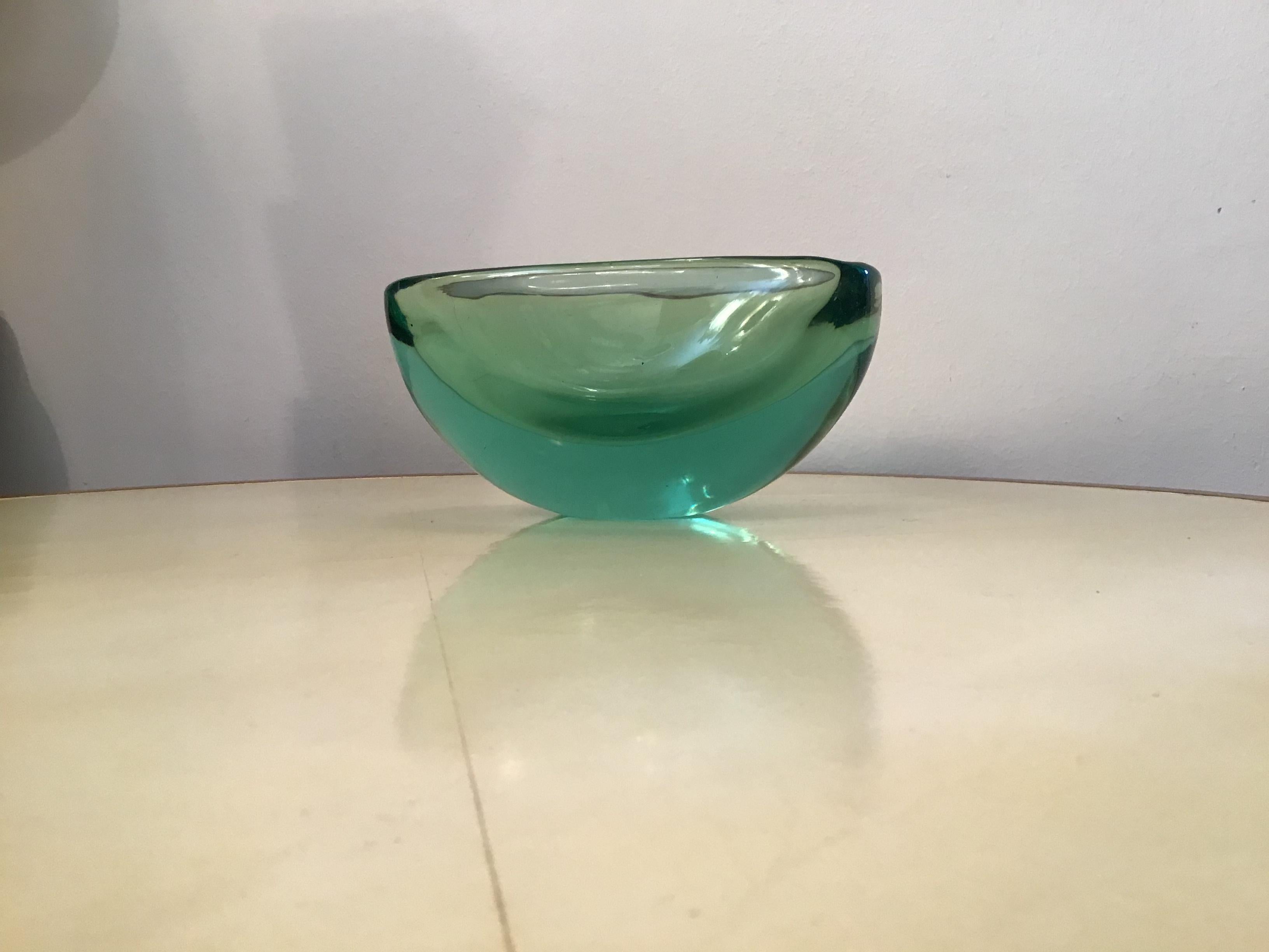 Archimede Seguso oval bowl green submerged glass centrepiece, 1950.