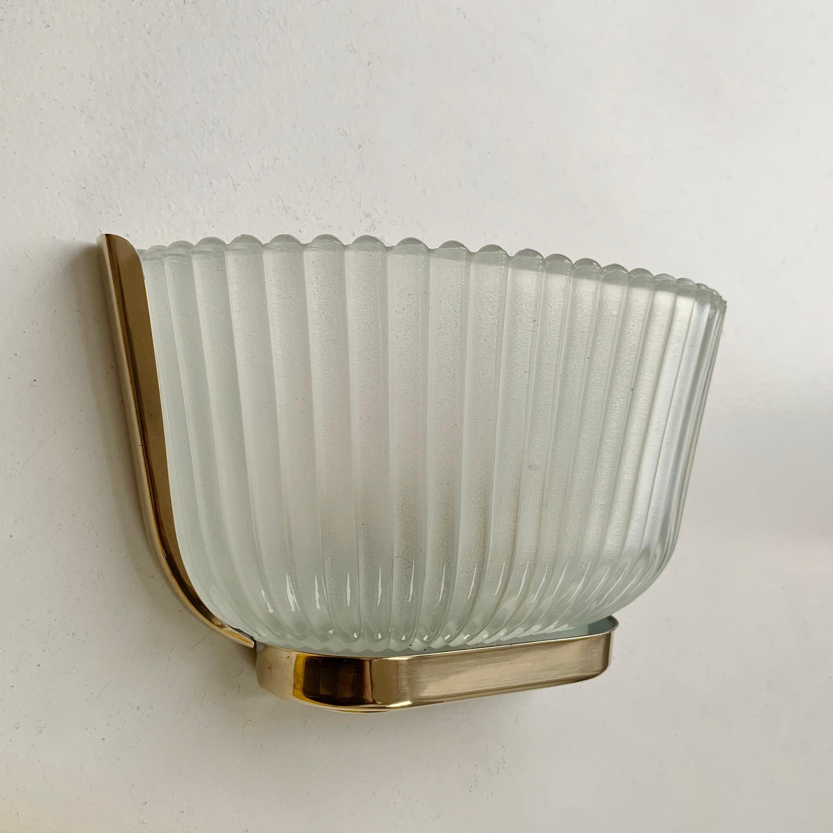Brass Seguso Archimede Pair of Murano Glass Sconces, circa 1940, Italy. For Sale