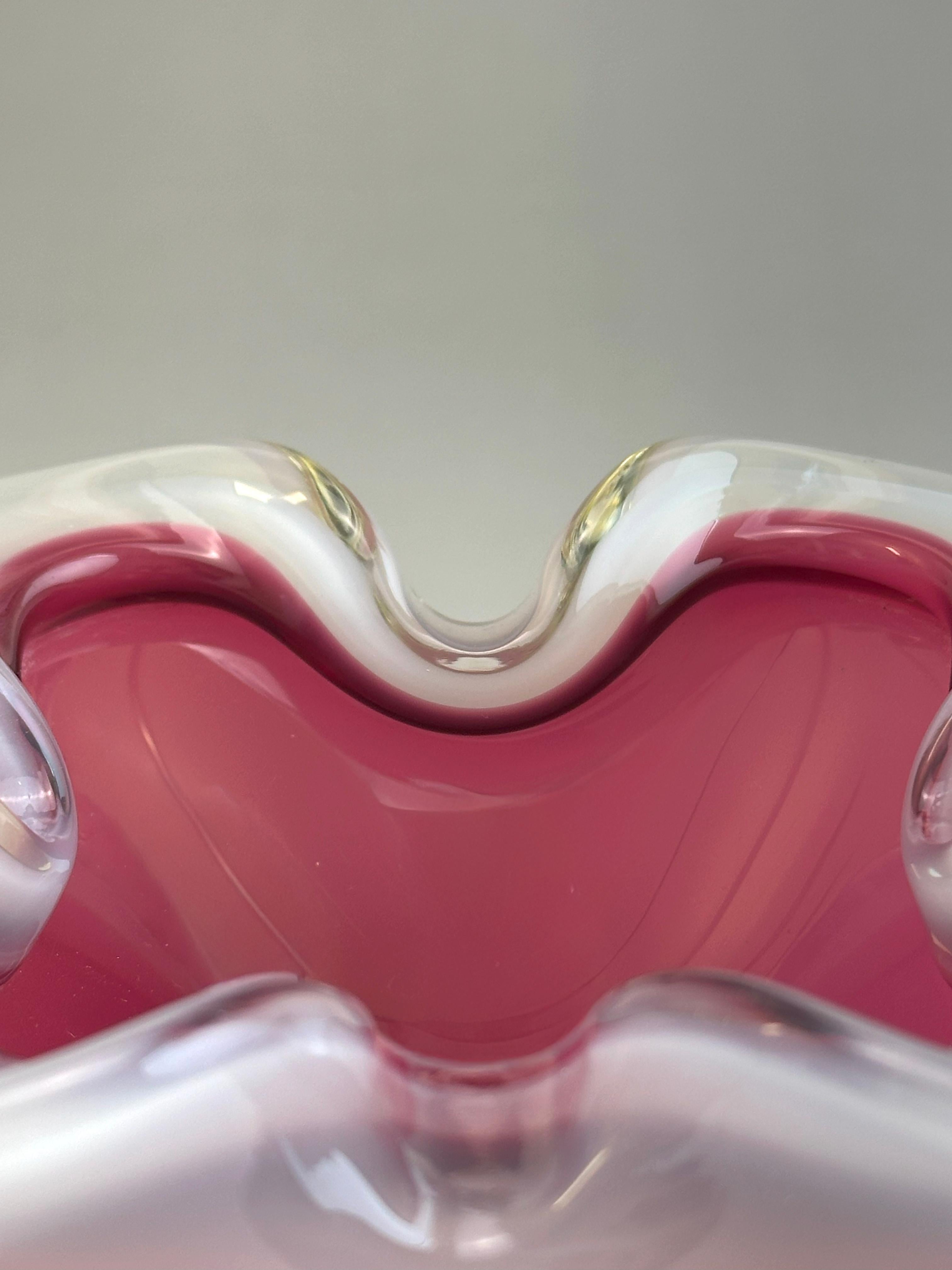 Italian Archimede Seguso Pink and White Alabastro Sommerso Glass Bowl, Murano, 1960s For Sale