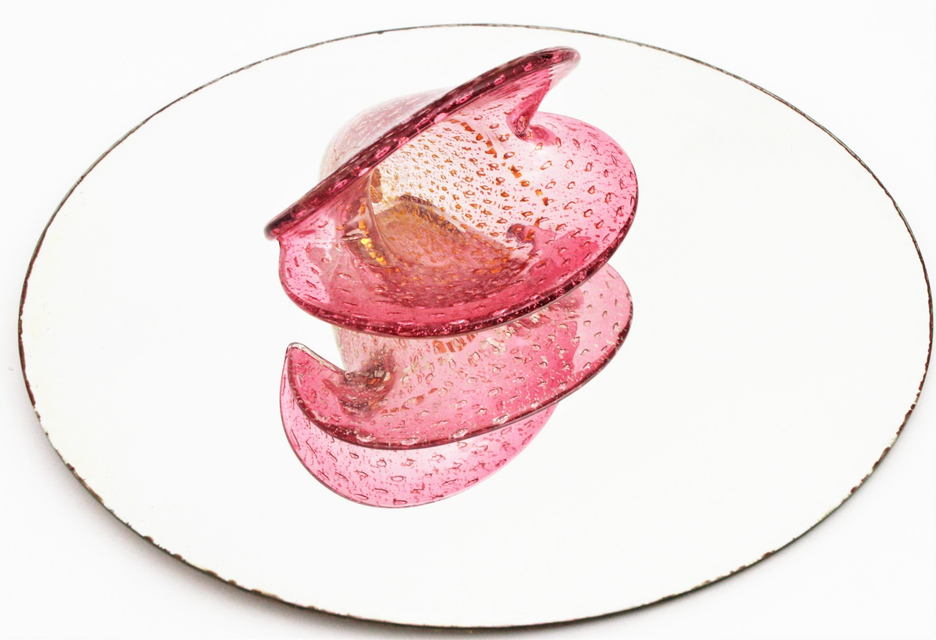 Ciotola in vetro artistico di Murano con conchiglia Bullicante di Archimede Seguso, rosa e oro. in vendita 2