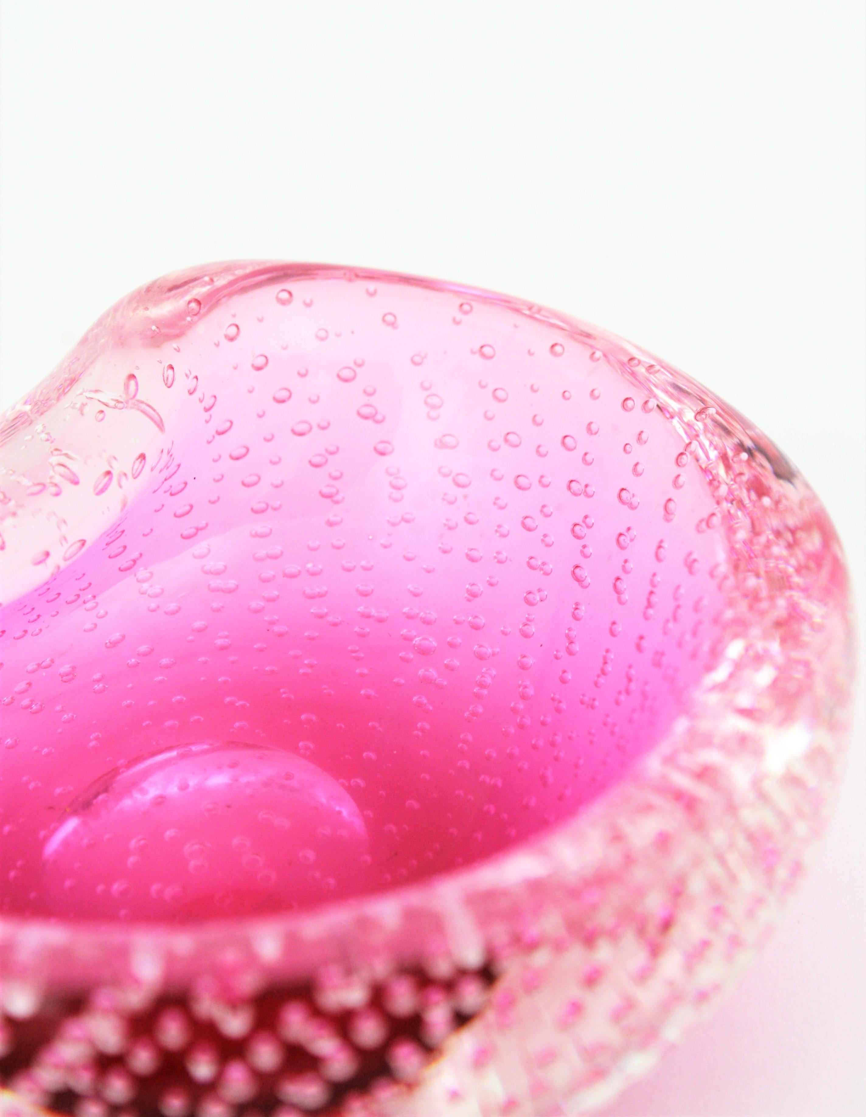 Archimede Seguso Pink Murano Glass Kidney Bowl with Air Bubbles, 1960s 3