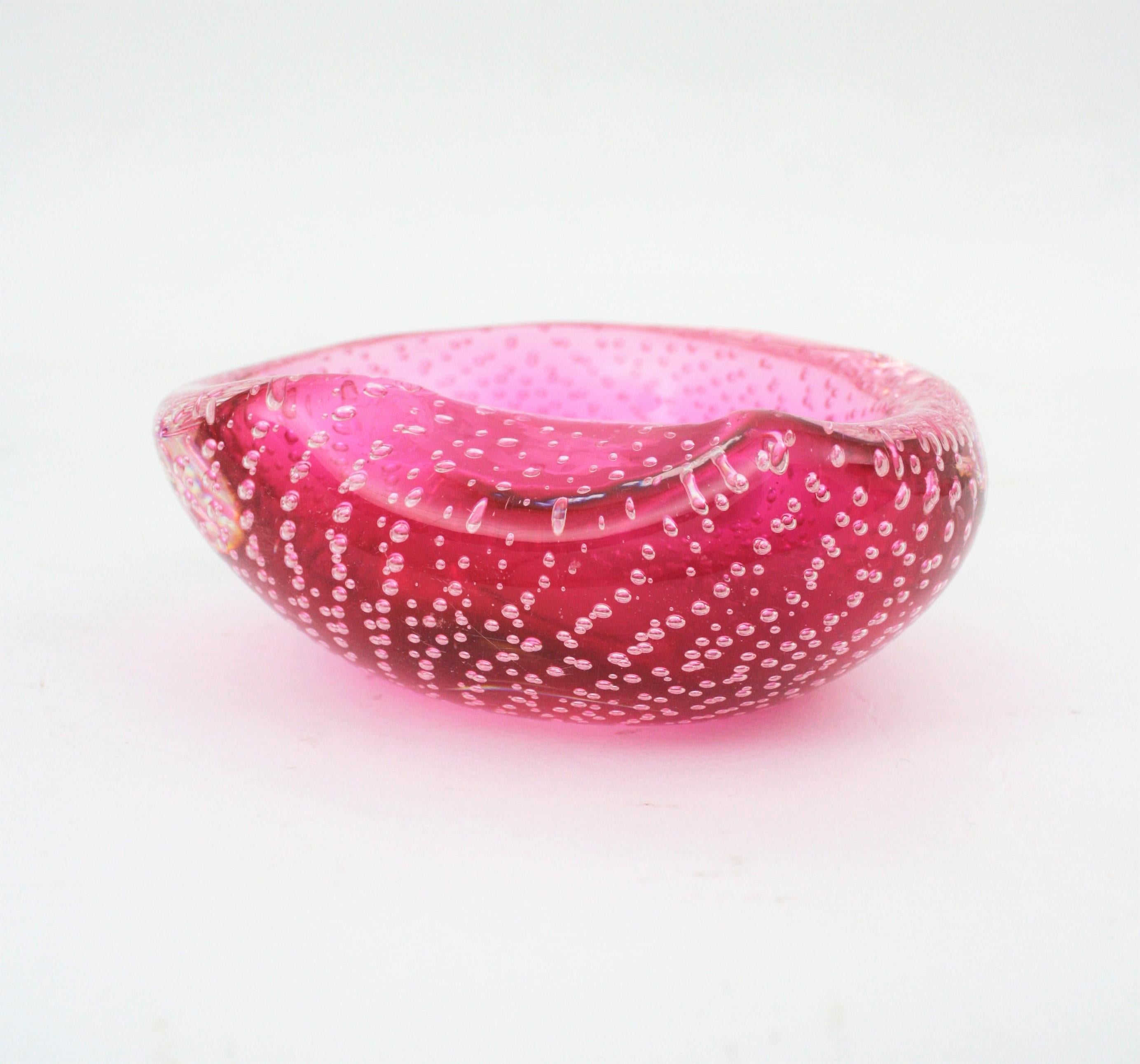 Archimede Seguso Pink Murano Glass Kidney Bowl with Air Bubbles, 1960s 5