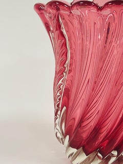 ARCHIMEDE SEGUSO pink vase with applied lateral glass circa 1950.