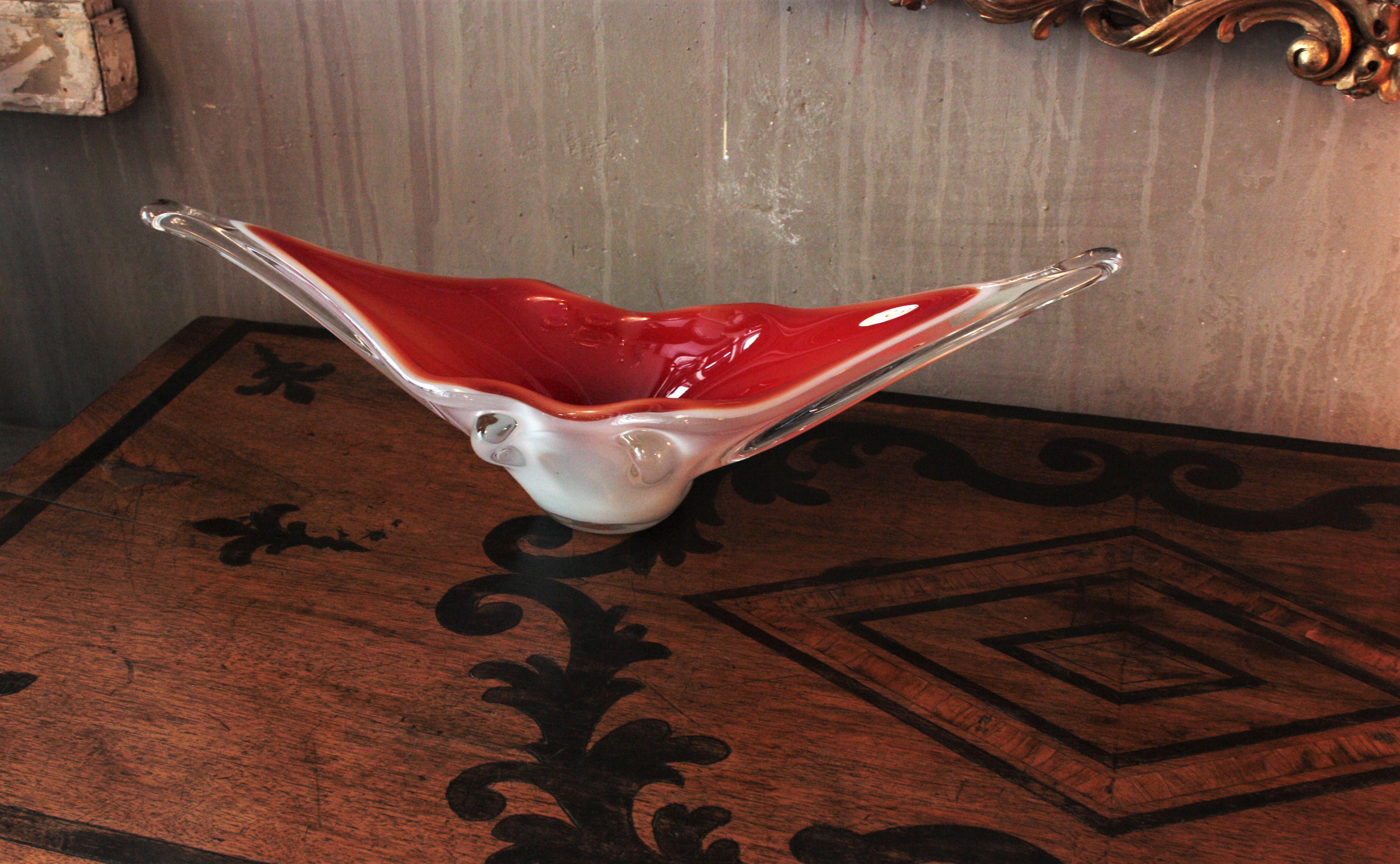 Bol de centre de table en verre de Murano Archimede Seguso à motif lèvres rouges en vente 9