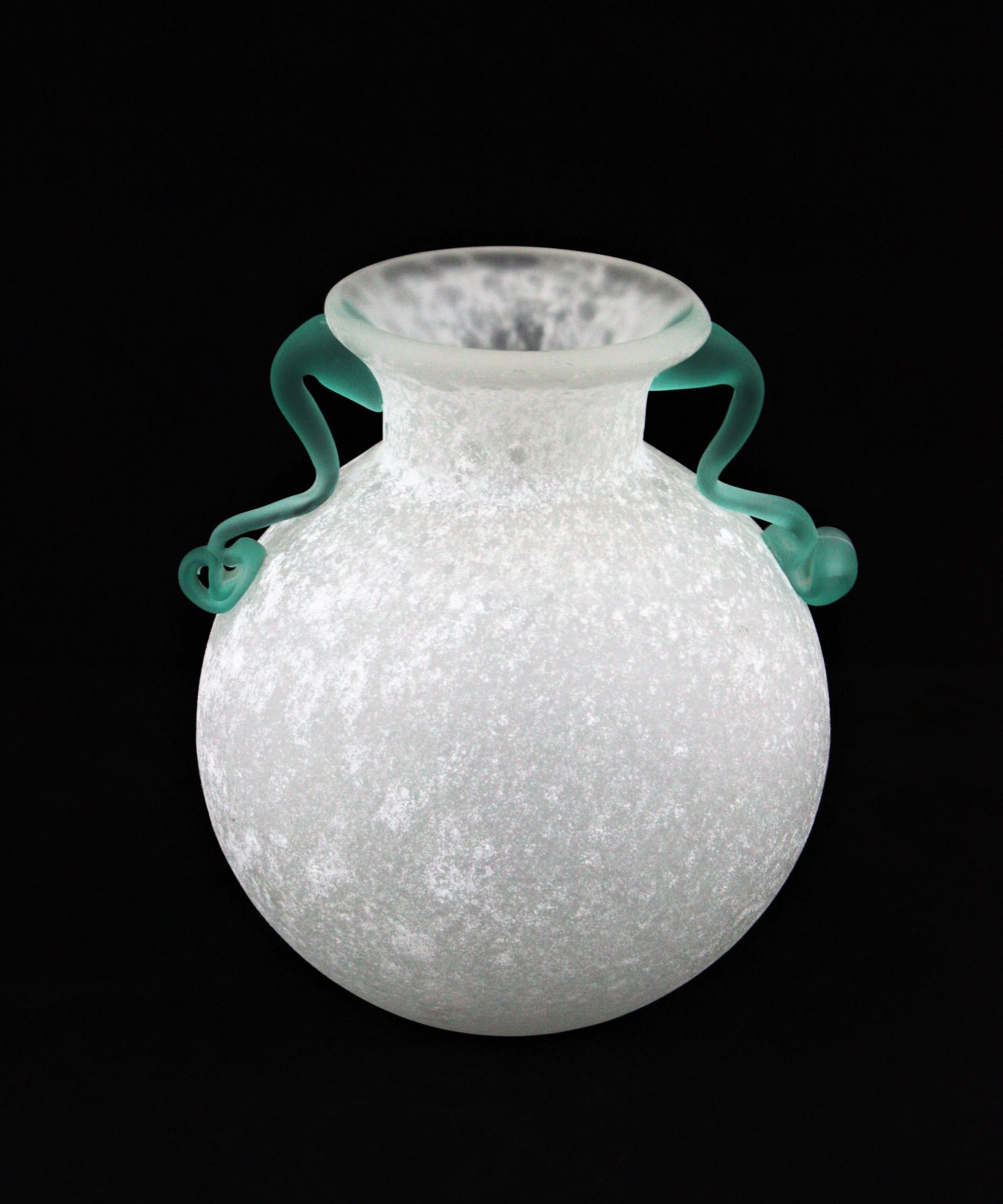 Archimede Seguso Scavo Corroso Art Glass Vase with Handles, Italy, 1960s 1