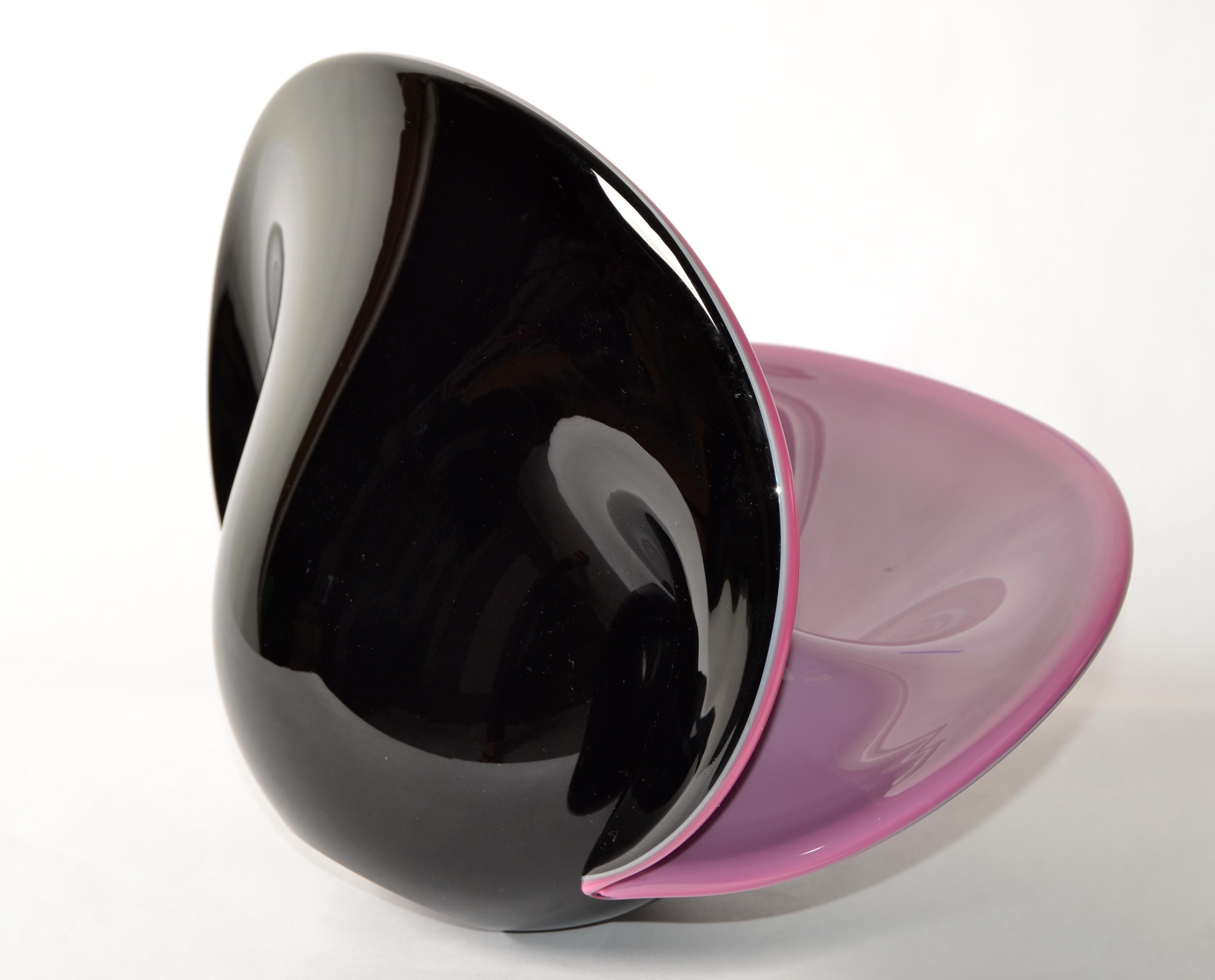 Hand-Crafted Archimede Seguso Style Large Blown Murano Glass Bowl Centerpiece Purple Black  For Sale