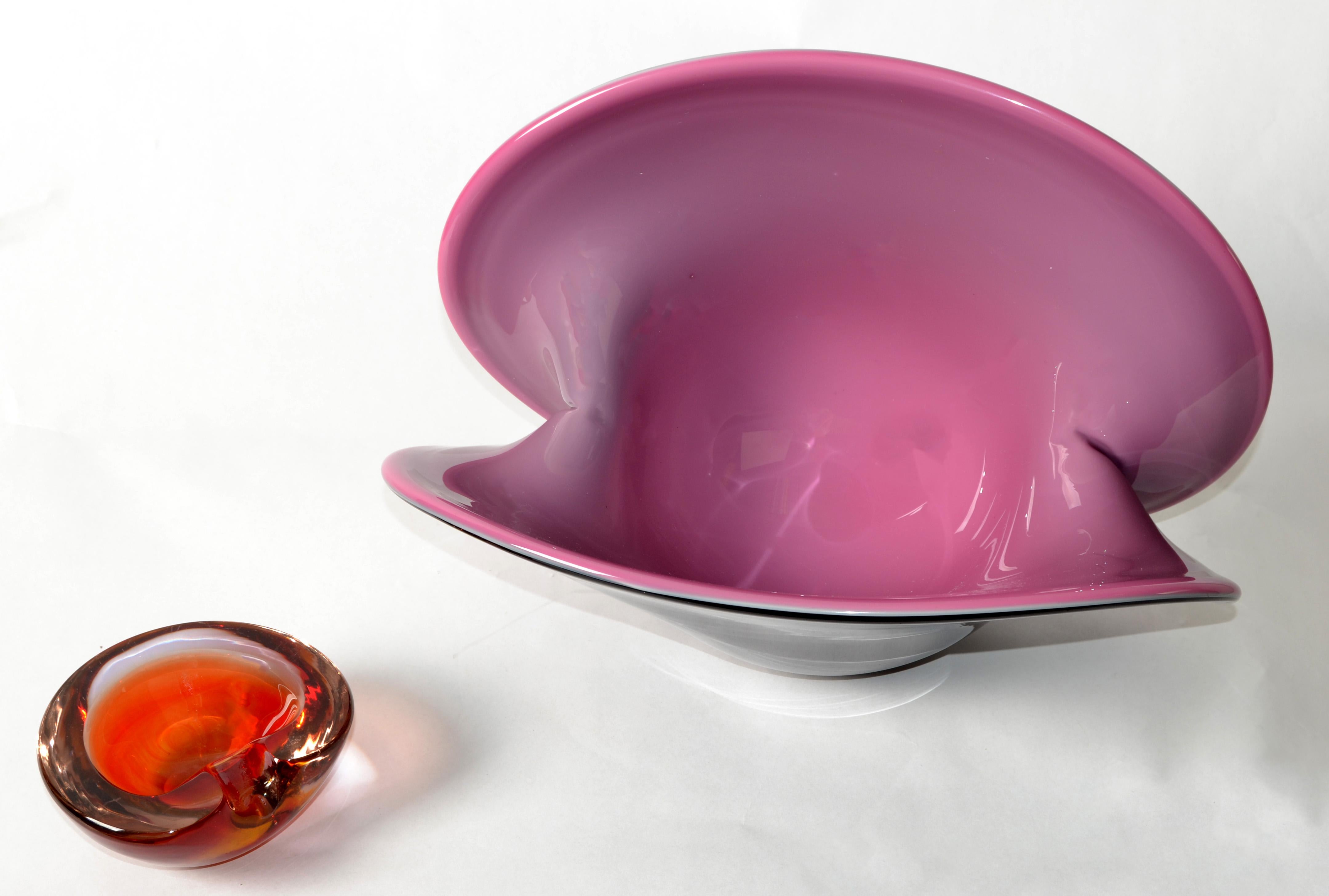 Archimede Seguso Style Large Blown Murano Glass Bowl Centerpiece Purple Black  For Sale 1