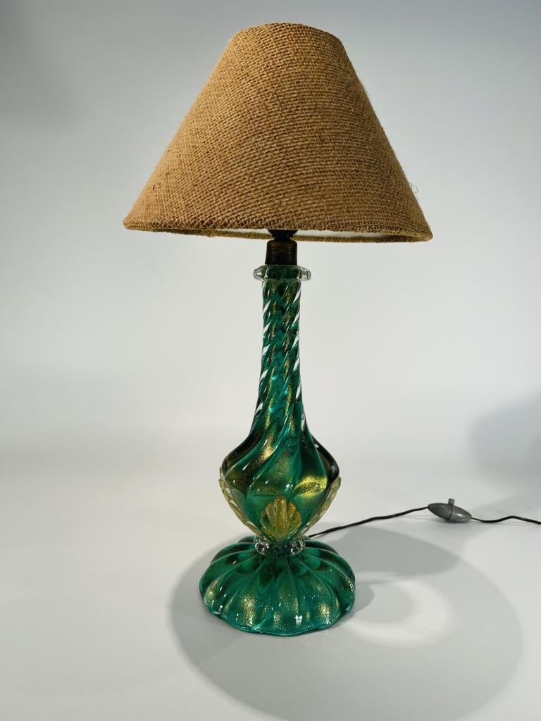 Italian Archimede Seguso table lamp with gold and applied glass circa 1950 For Sale