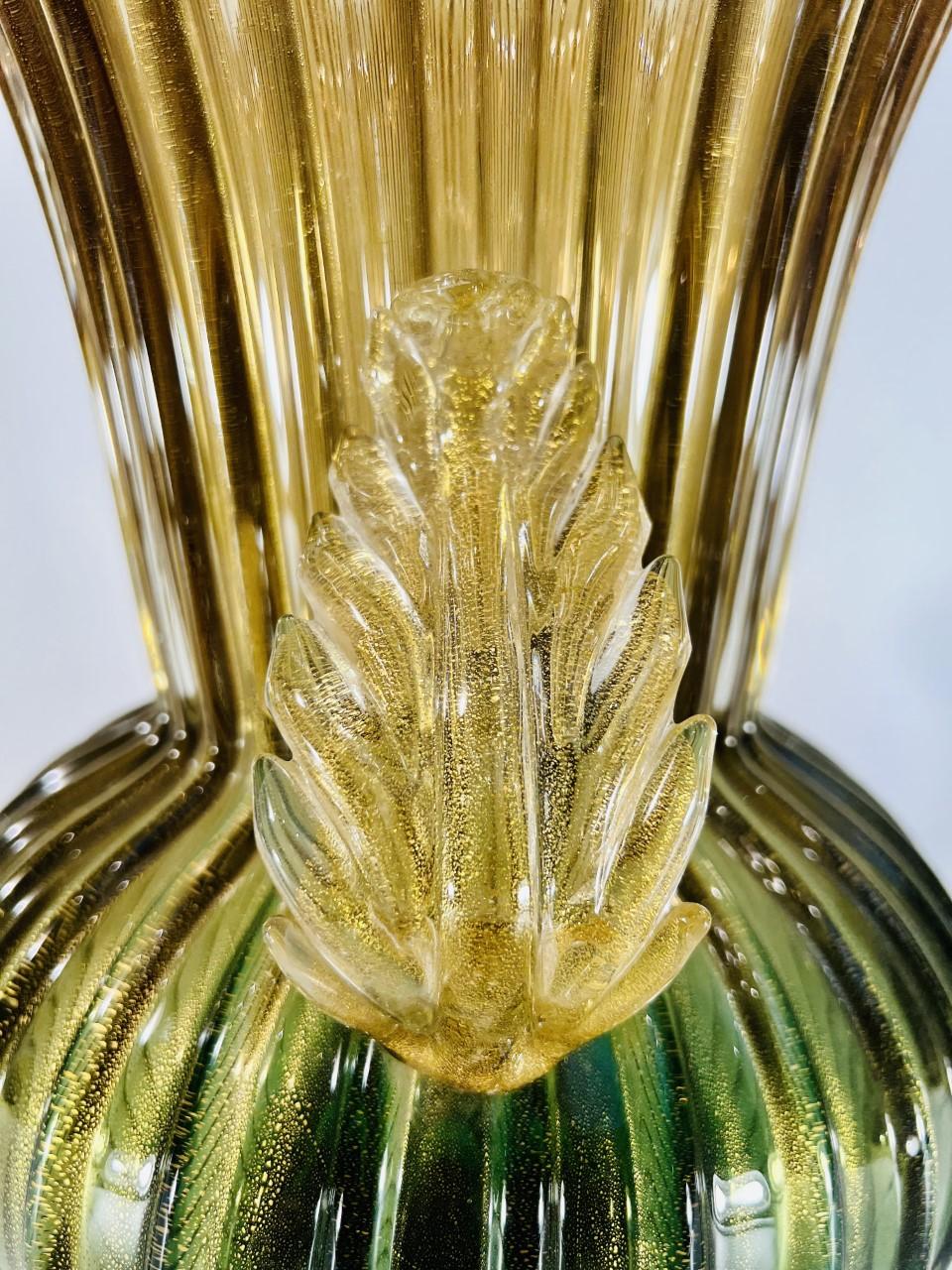 Italian Archimede Seguso Vase 