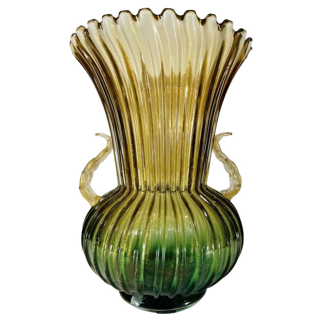 Archimede Seguso Vase "Costolato Oro", circa 1950 For Sale