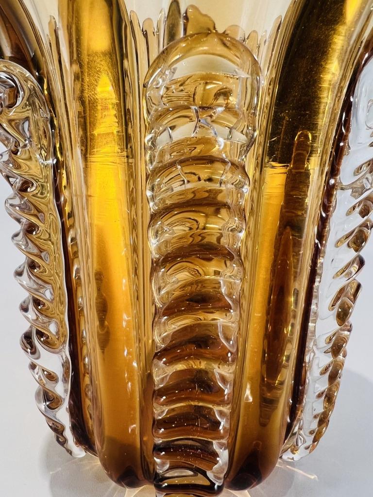 italien Vase Archimede Seguso en verre de Murano avec verre appliqué en vente