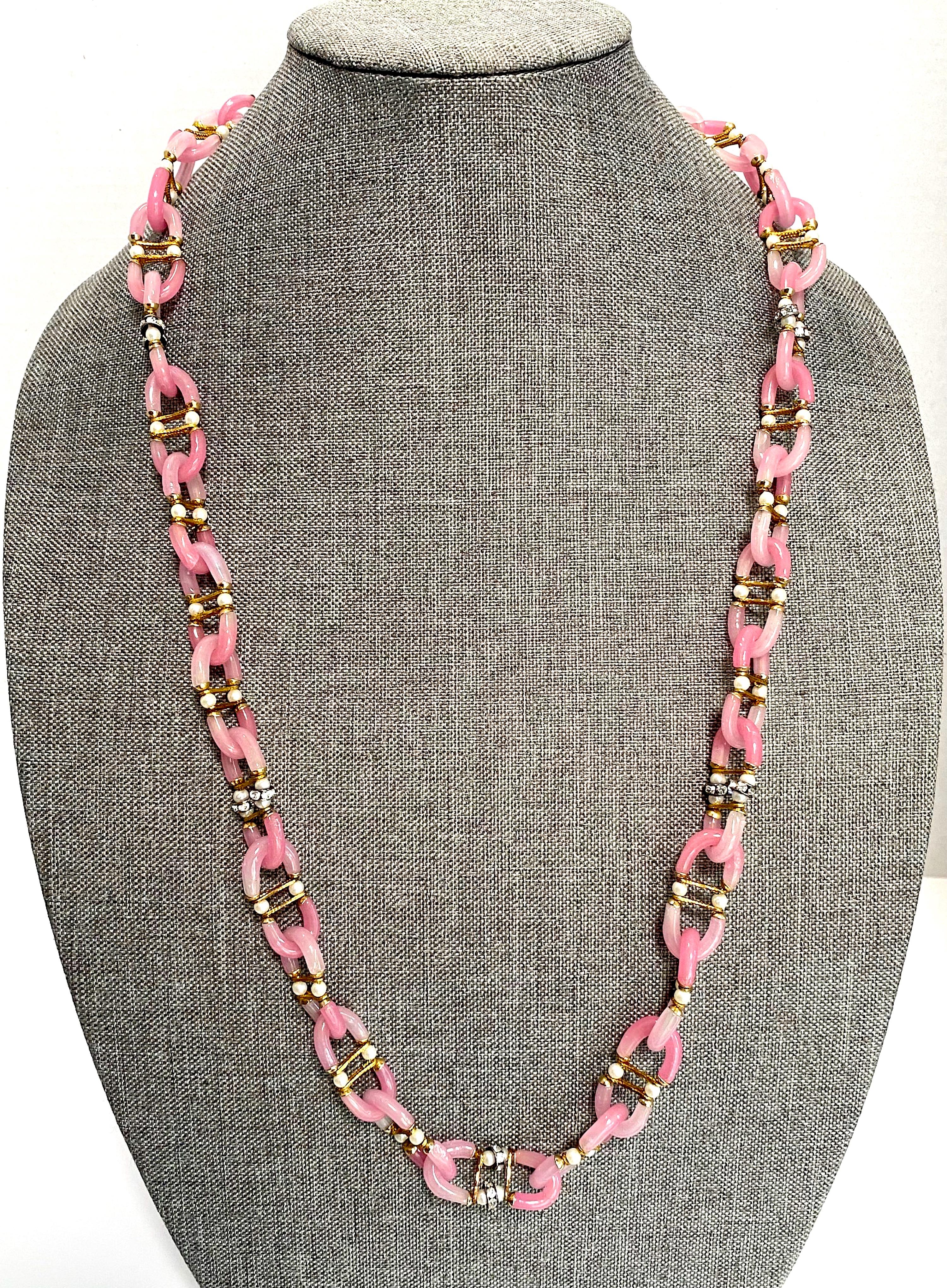 Archimede Seguso, Vetri d'Arte, for Chanel Rose Pink Glass Chain Necklace, 1960s 1