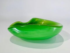 Archimede Seguso vide-poche green in Murano glass with gold circa 1950