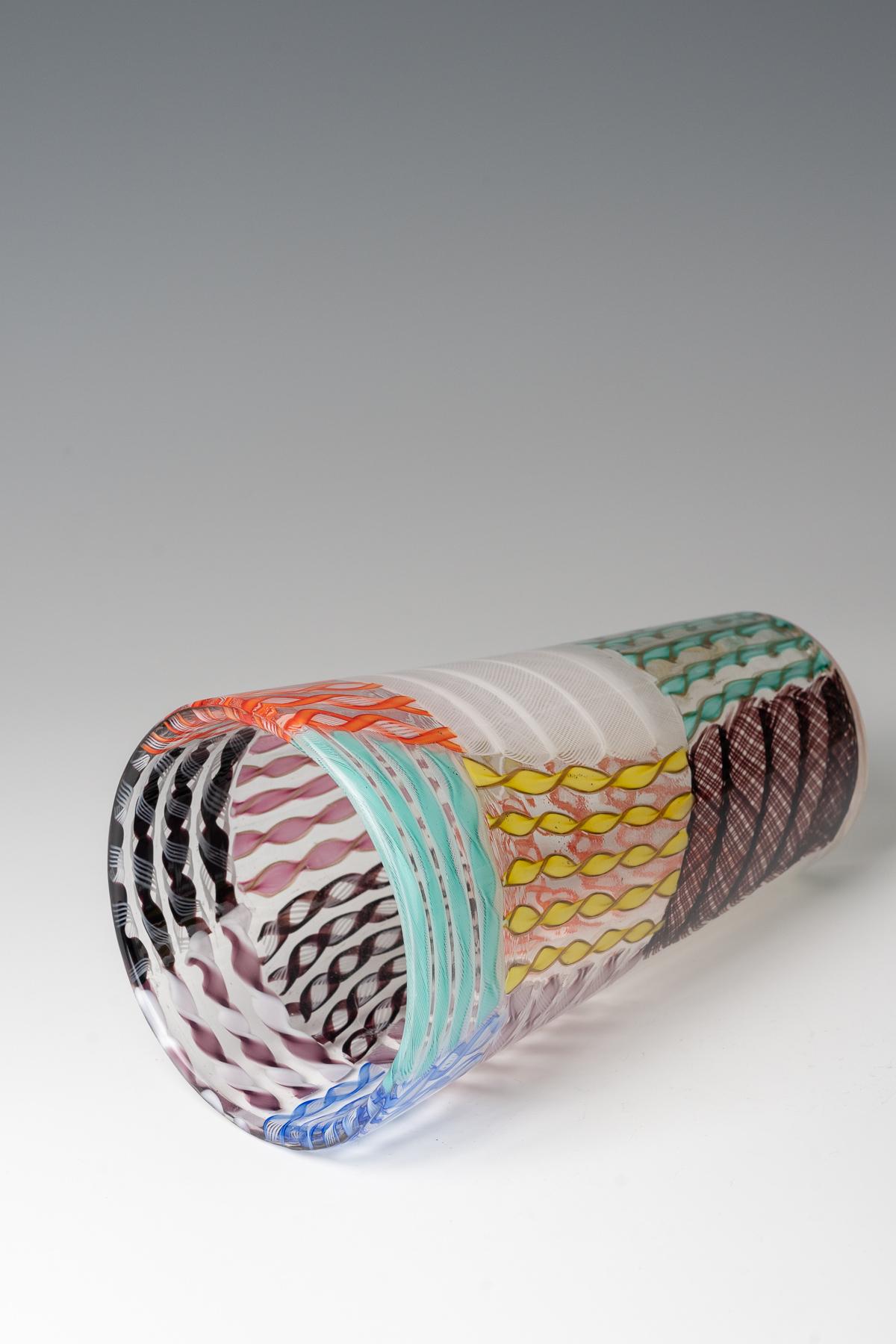 Metà XX secolo Archimede Seguso, vaso 'Zanfirico', 1955 ca. in vendita