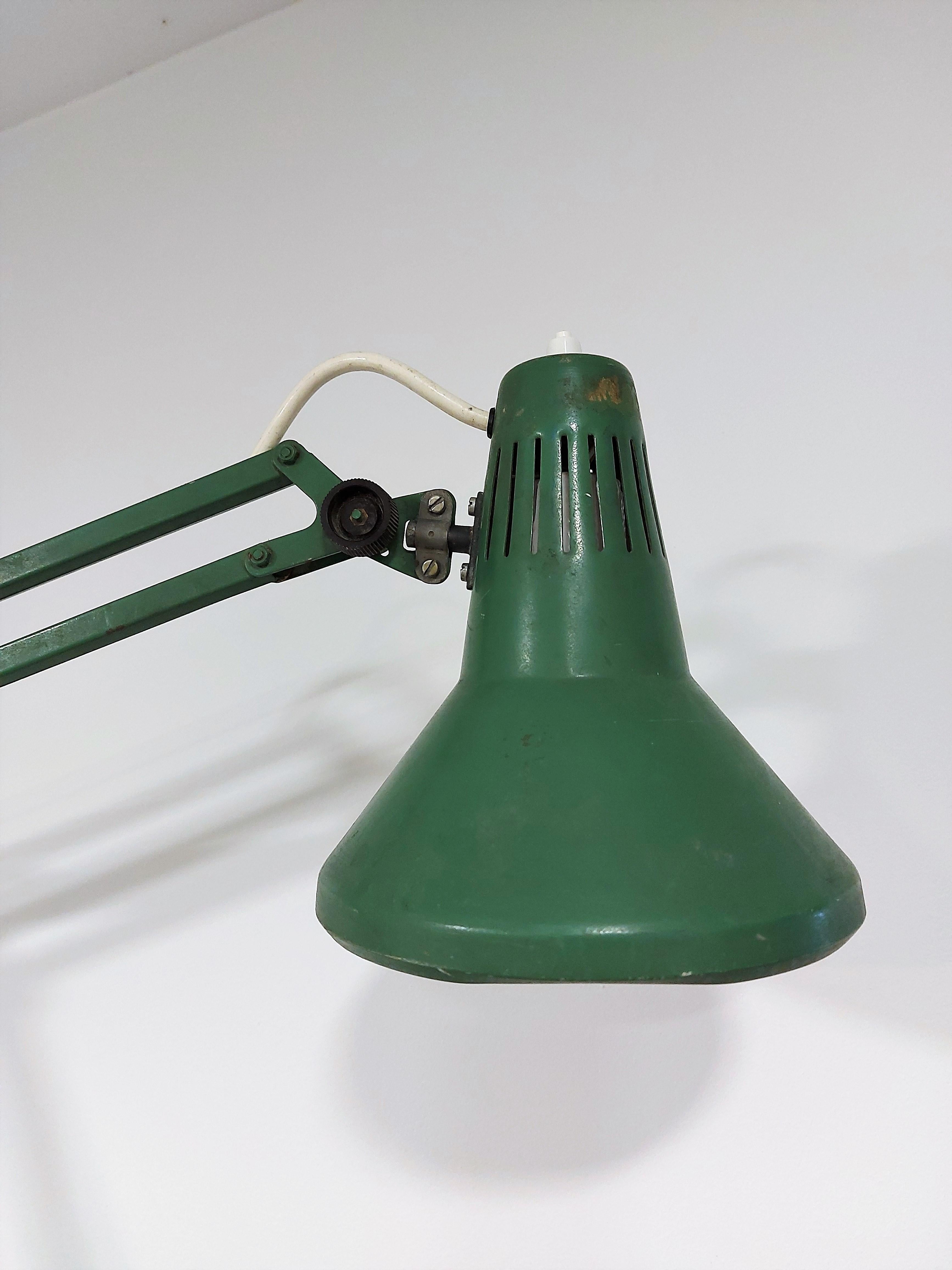 Architect Adjustable Green Swing-Arm Desk Lamp, 1970s For Sale 1