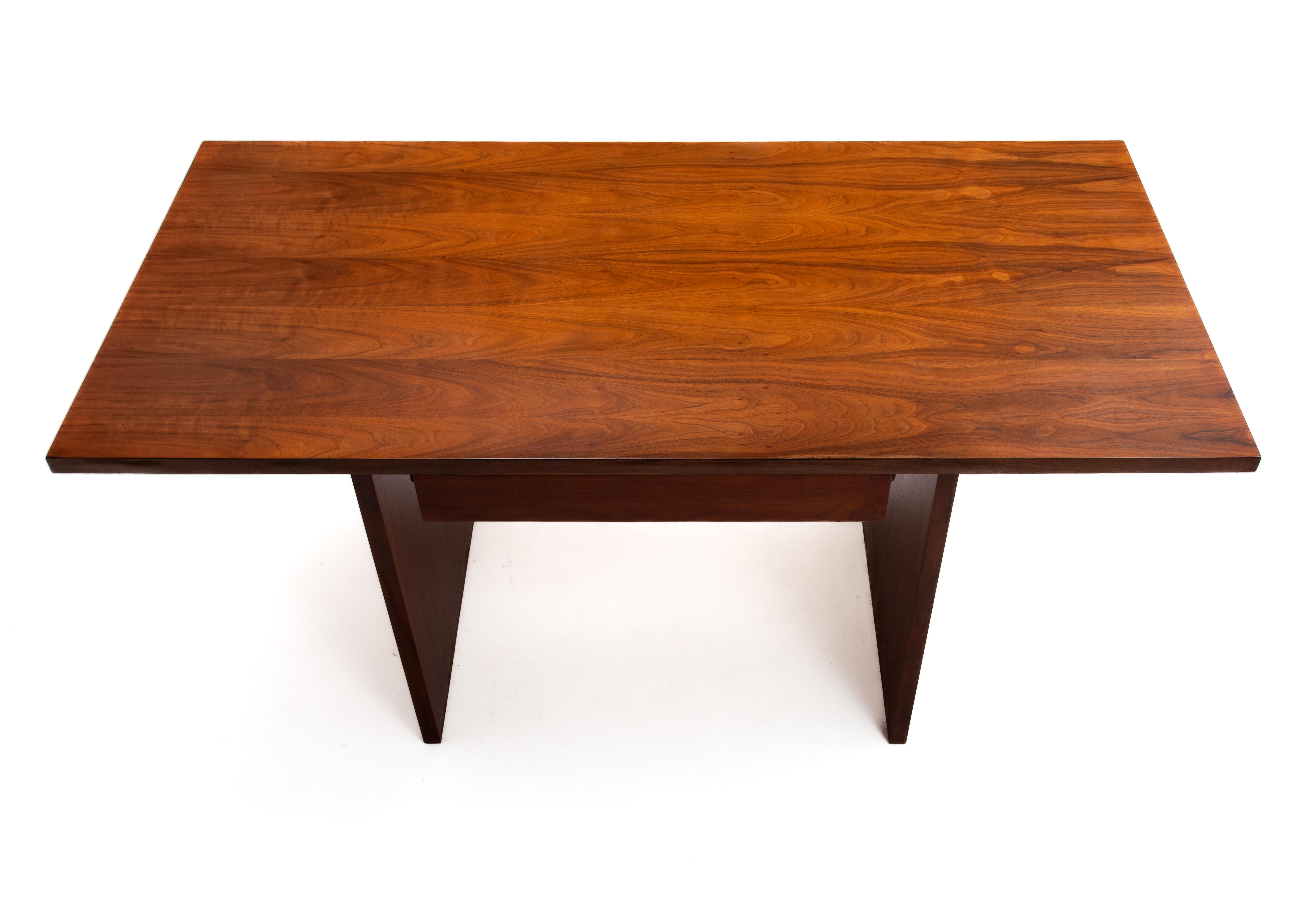 Architect Designed Bespoke Walnut Mid Century Desk Single Drawer For Sale 4