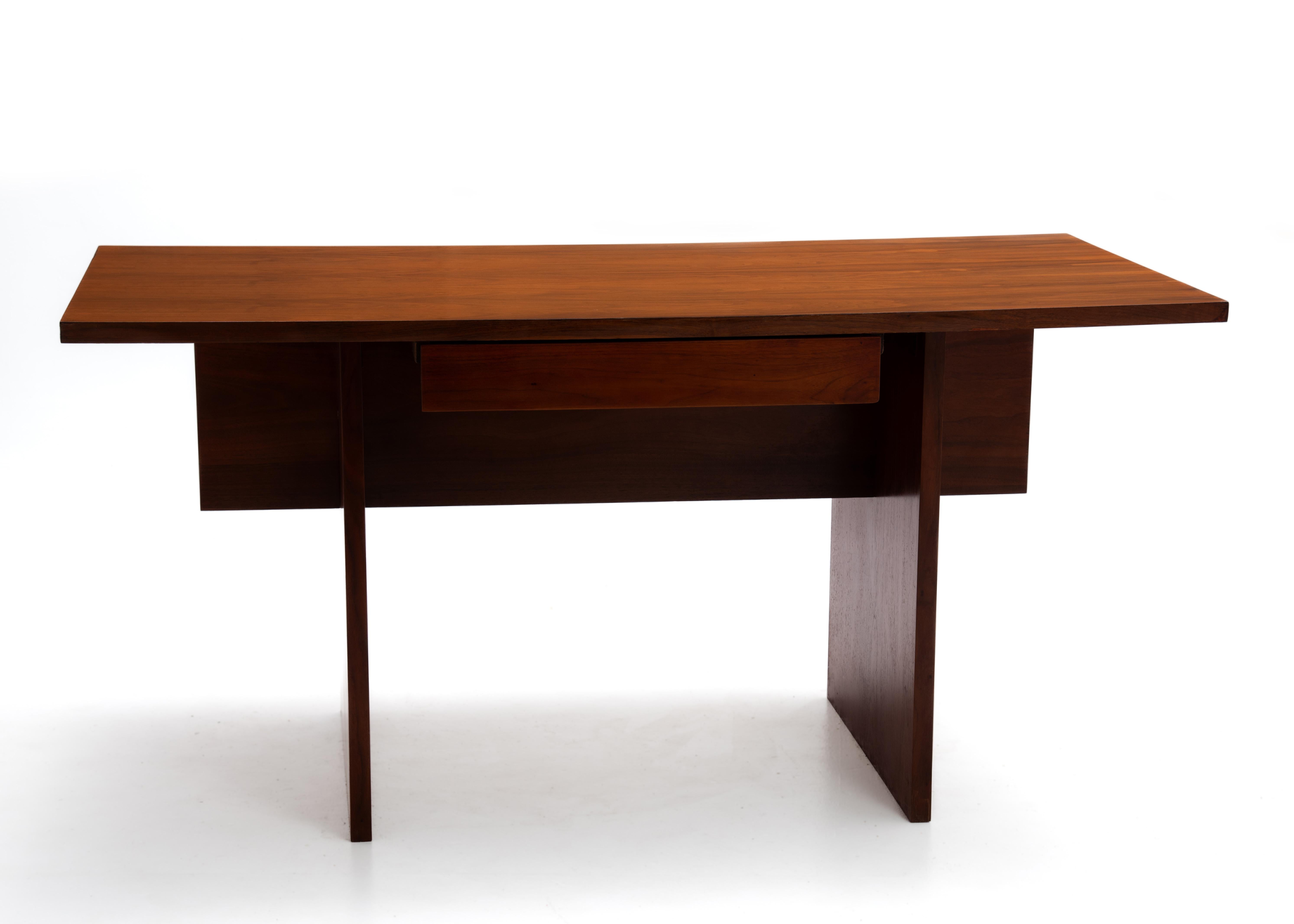Architect Designed Bespoke Walnut Mid Century Desk Single Drawer For Sale 3