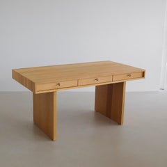 Escritorio diseñado por un arquitecto en chapa de roble, 2016