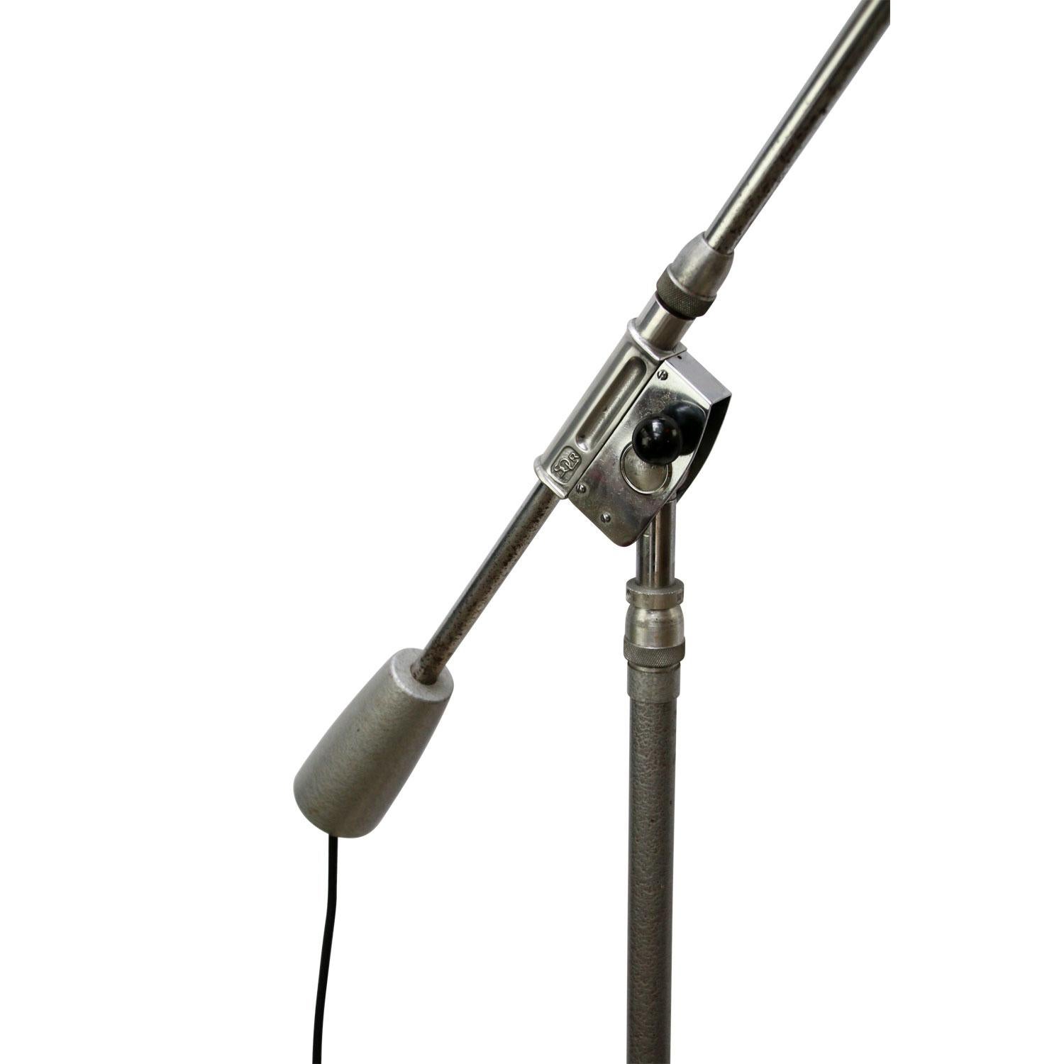 Architect Floor Light by Ferdinand Solère for SOLR No. 219R In Good Condition In Amsterdam, NL