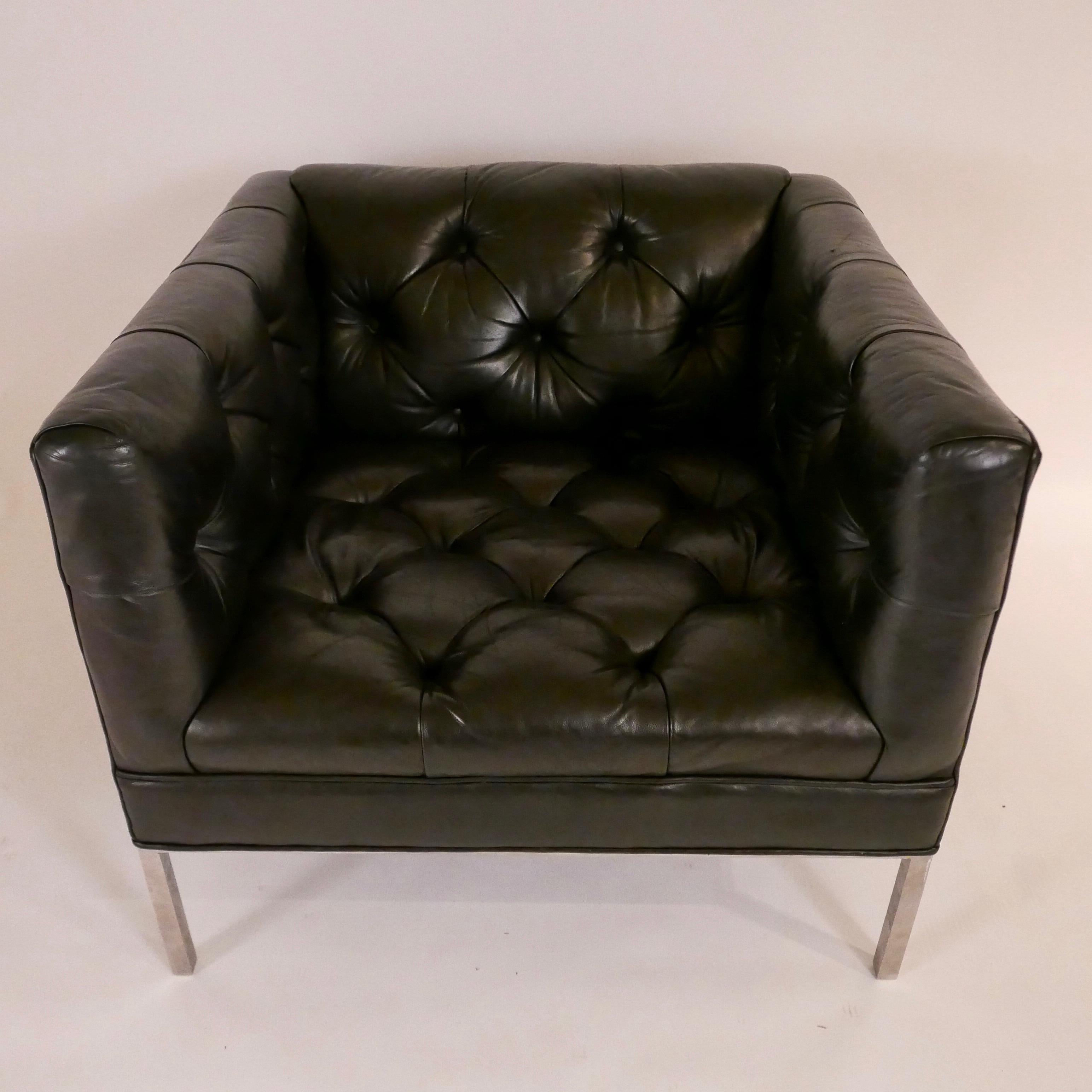 Architect Pair of Tufted Leather and Solid Stainless Steel Tuxedo Club Chairs 3