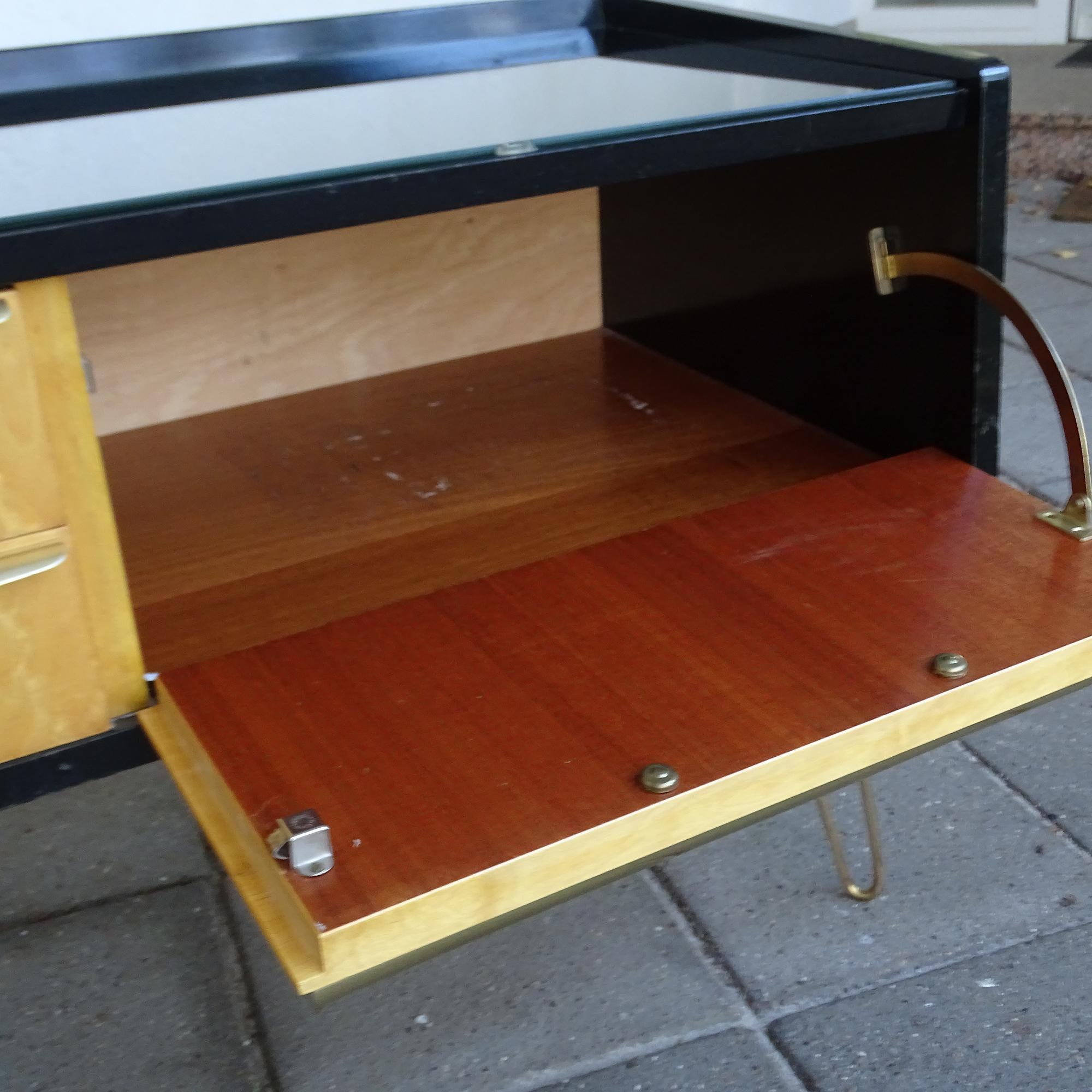 Mid Century Black Blond Wood Sideboard, Vereinigte Werkstätten, 1950s For Sale 4