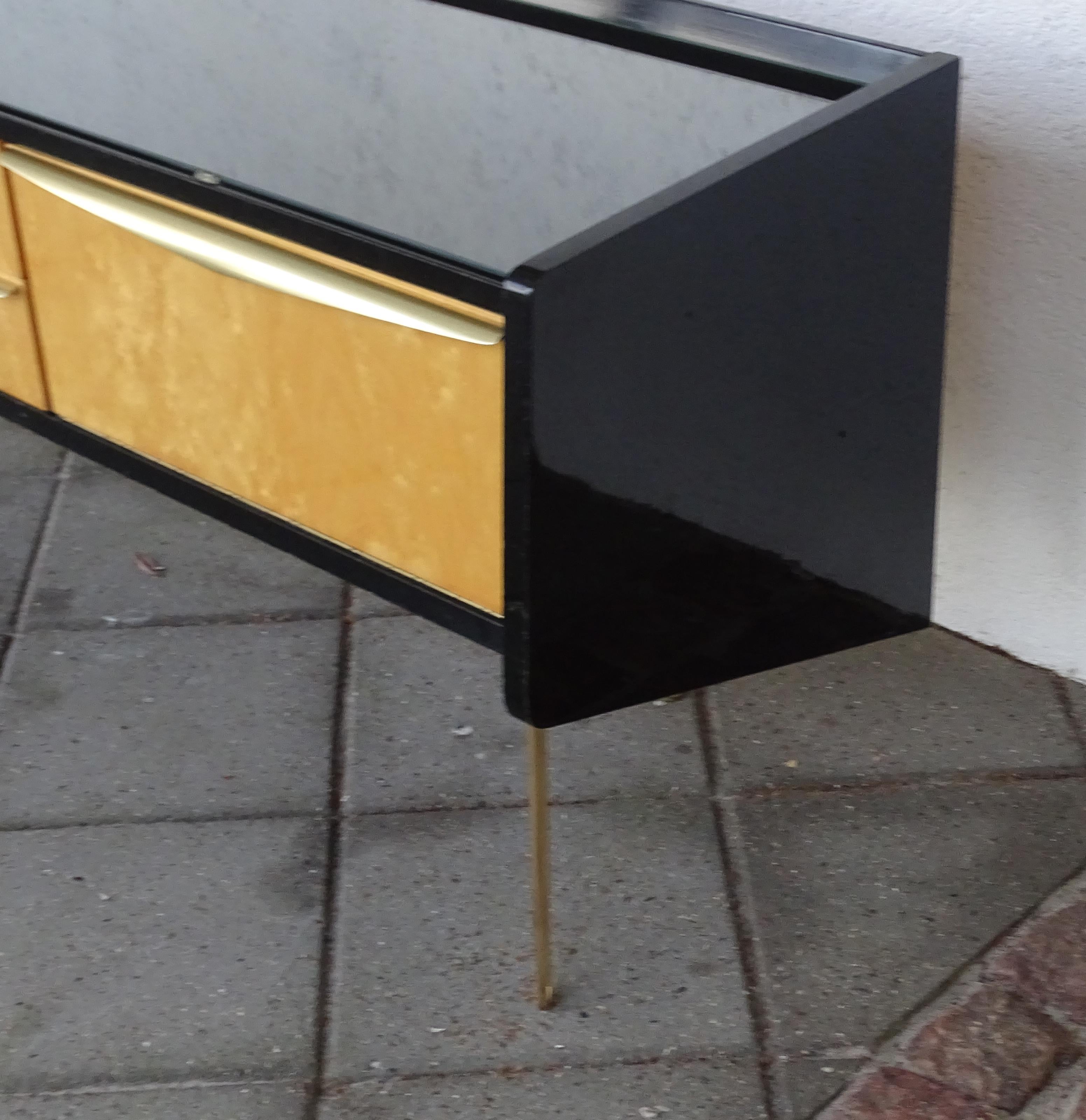 Mid Century Black Blond Wood Sideboard, Vereinigte Werkstätten, 1950s For Sale 8