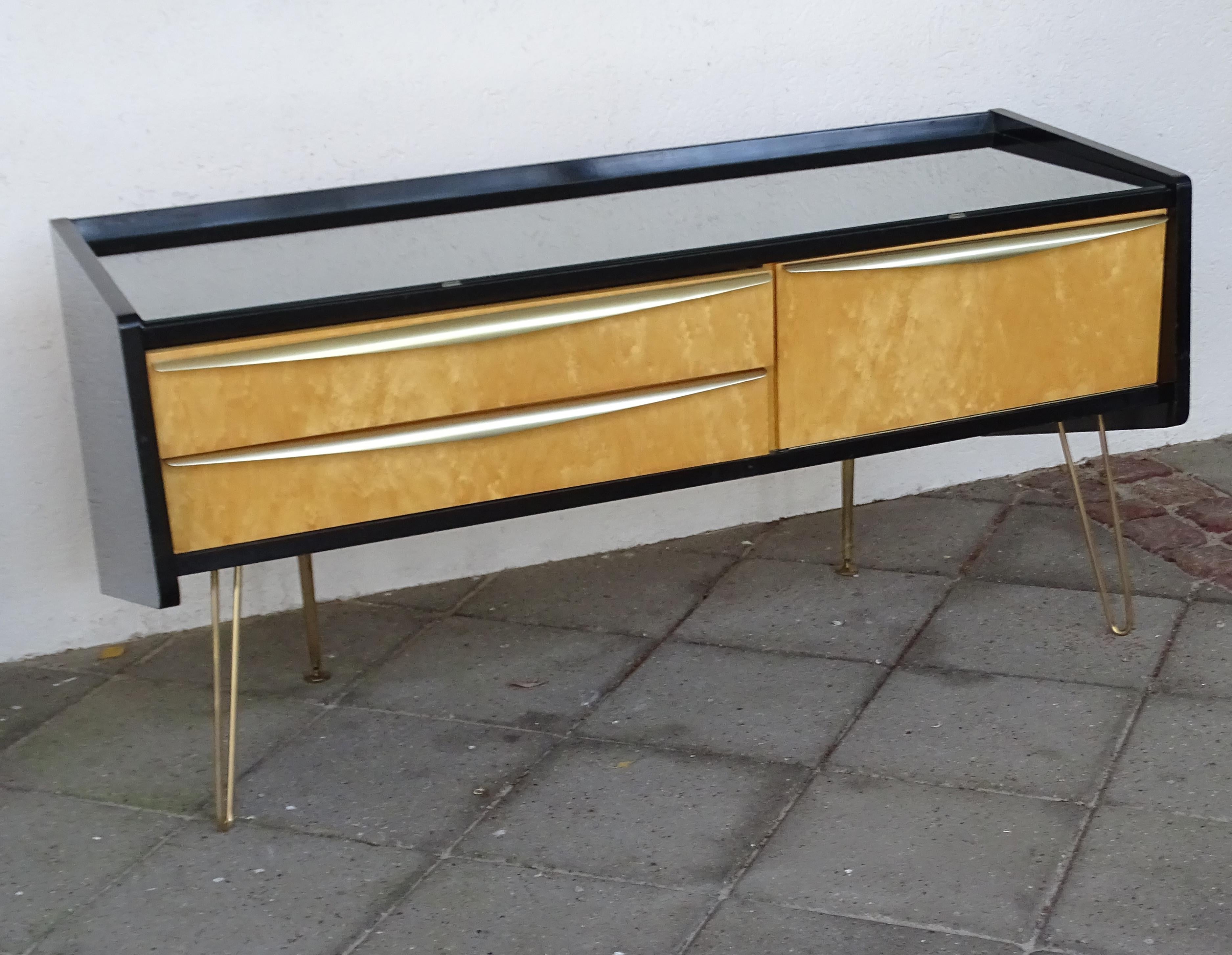 Mid Century Black Blond Wood Sideboard, Vereinigte Werkstätten, 1950s For Sale 1