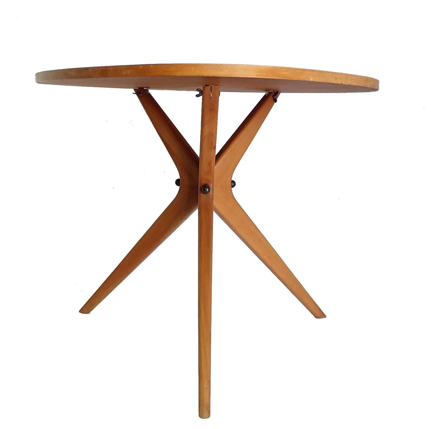 1953 Scandinavian Modern Table by Wilhelm Renz For Sale 1