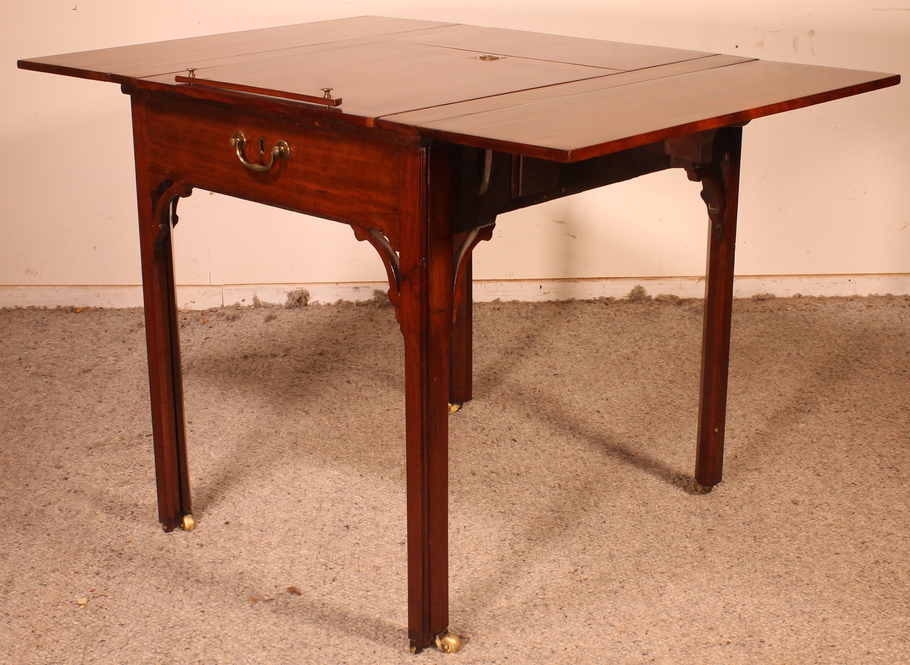 Architect's Table circa 1760 in Mahogany with Mechanism Chippendale Period For Sale 3