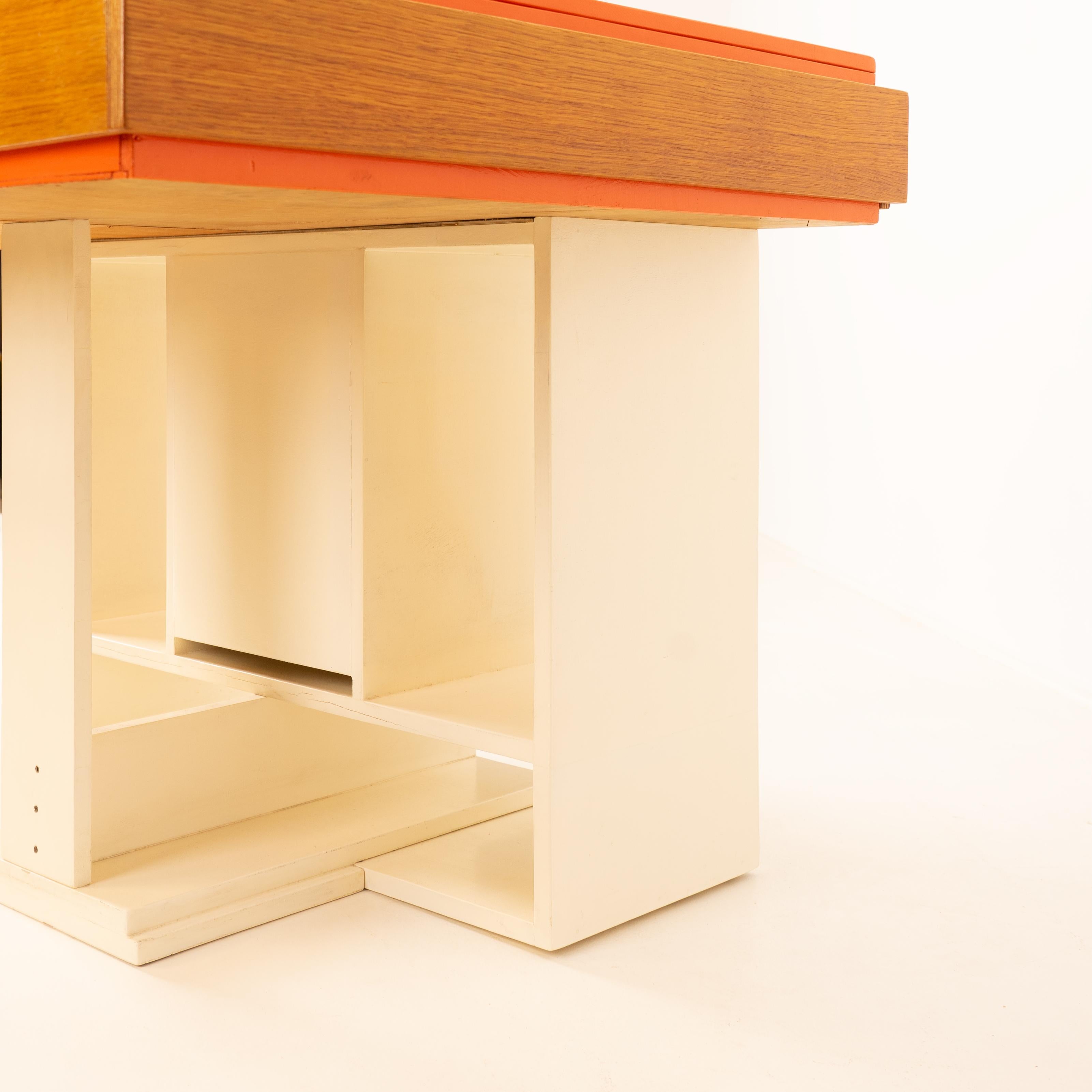 Architect's work, Lacquered system table, circa 1970 For Sale 4