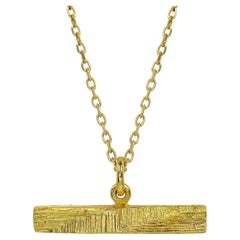 Collier à pendentif solitaire en or 9k Architectural T-bar