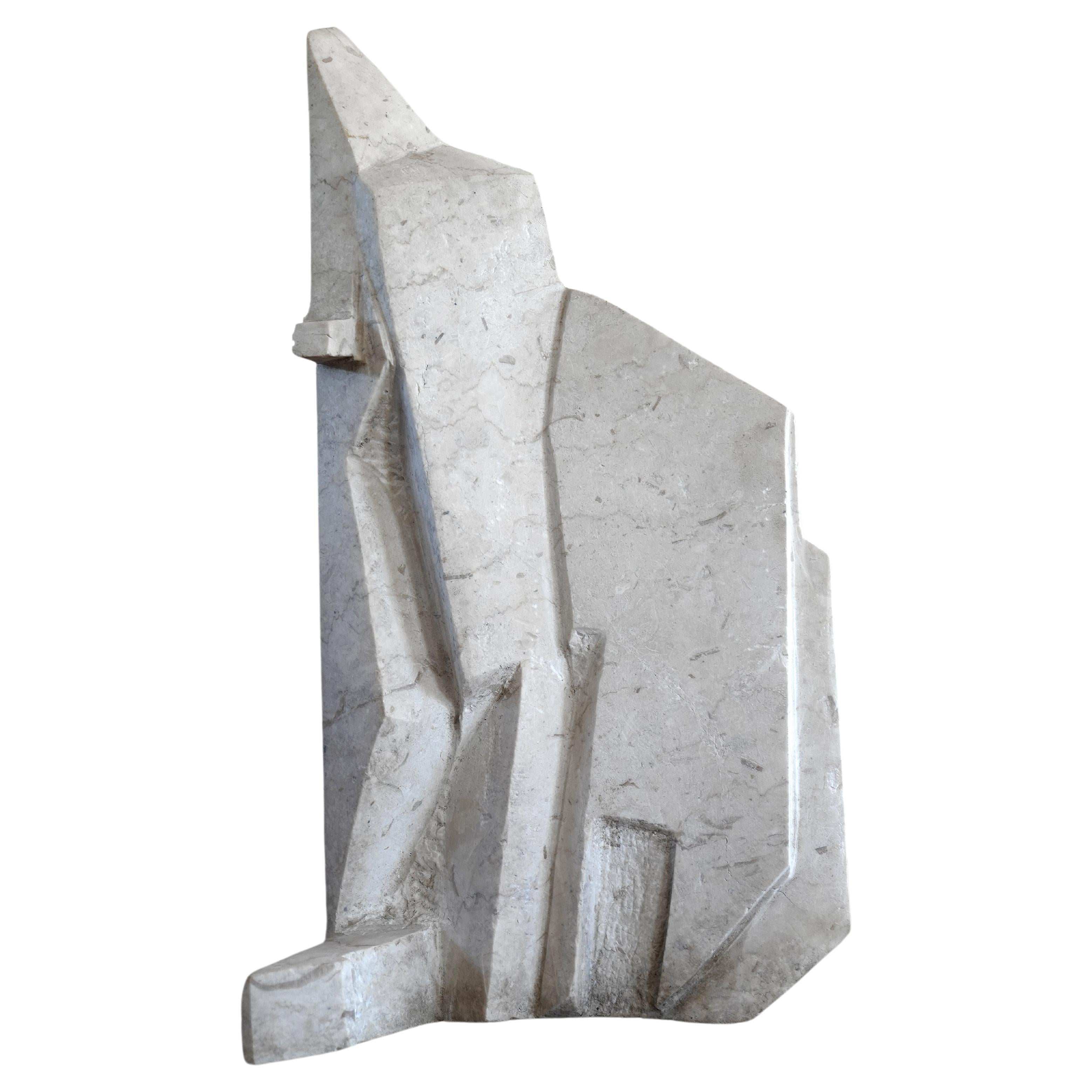Sculpture architecturale abstraite en marbre en vente
