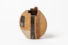 Architektonische braune und schwarze Keramikvase, um 1970, Französisch, 20. Jahrhundert